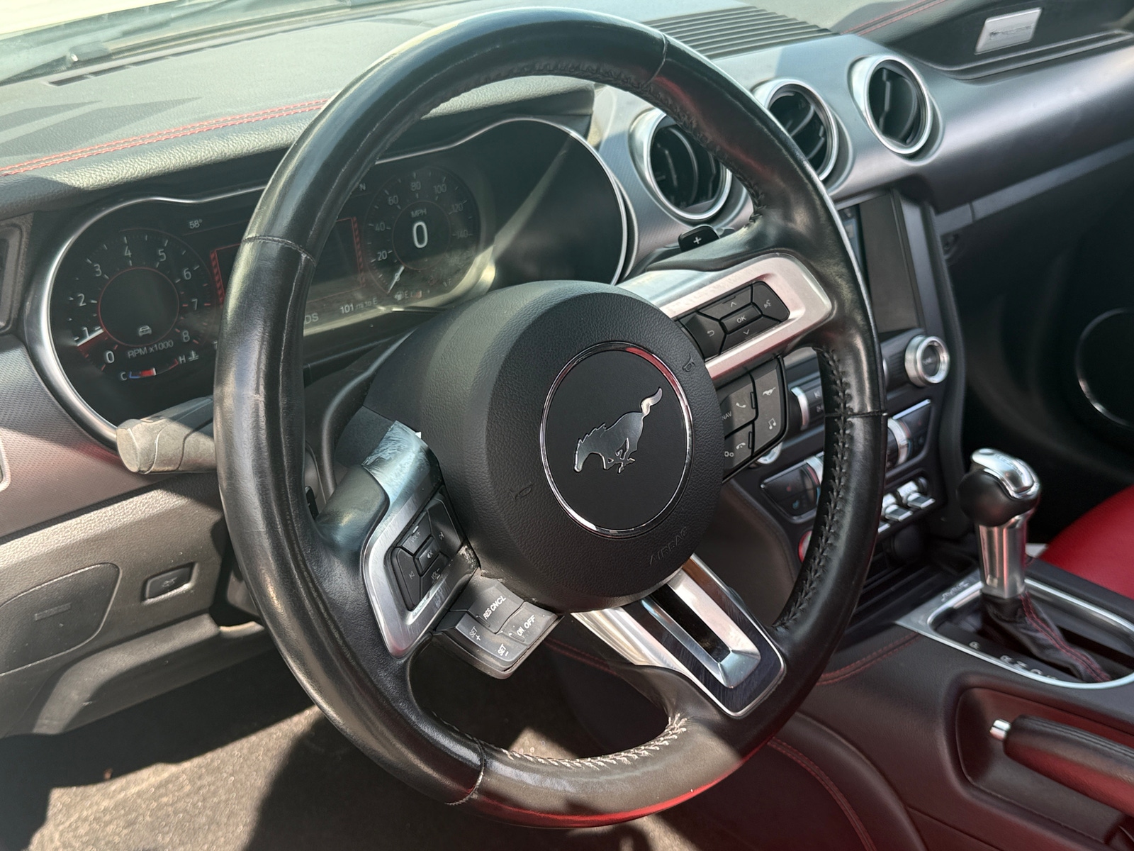 Thumbnail: 2019 Ford Mustang - 4
