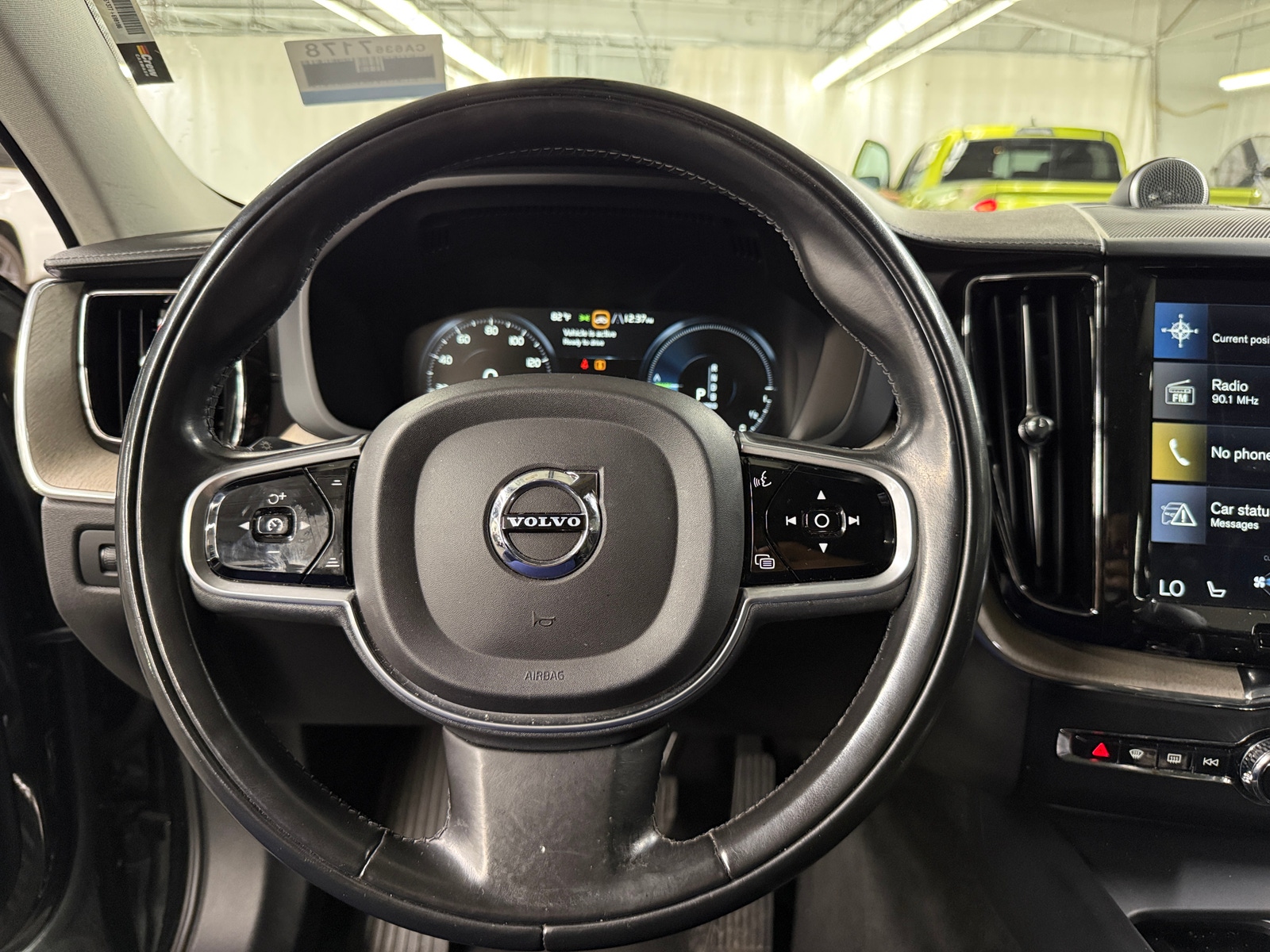 Thumbnail: 2018 Volvo XC60 - 5