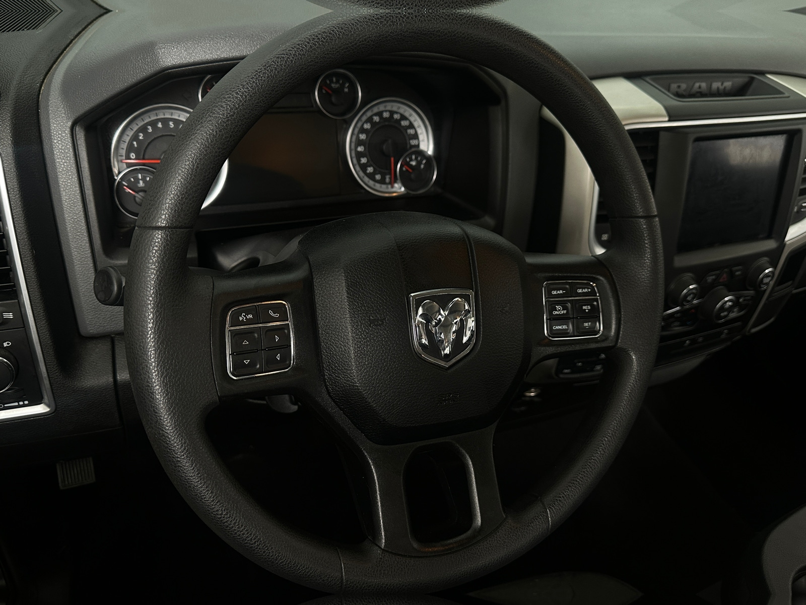 Thumbnail: 2020 RAM 1500 Classic - 5