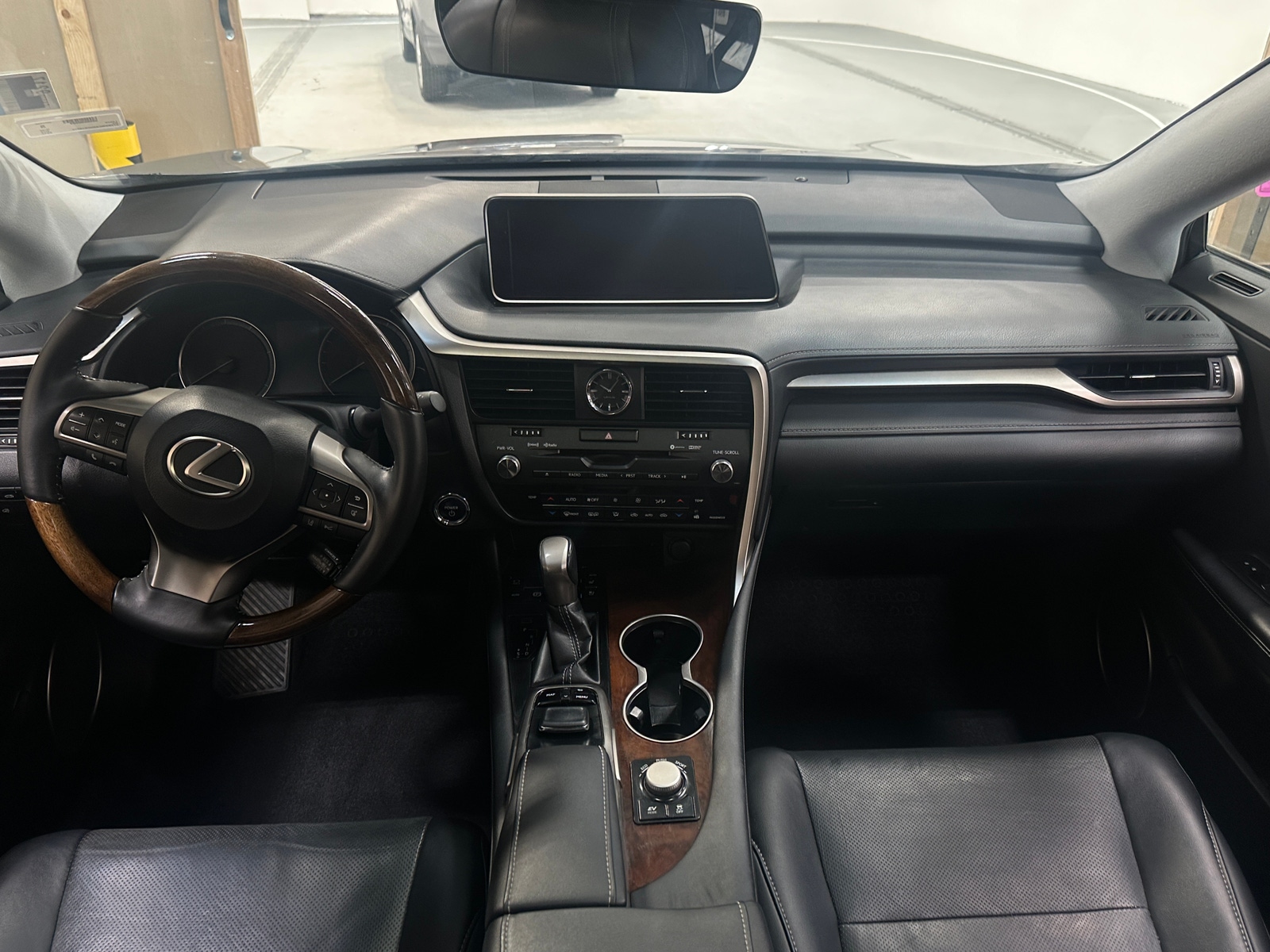 Thumbnail: 2017 Lexus RX - 3