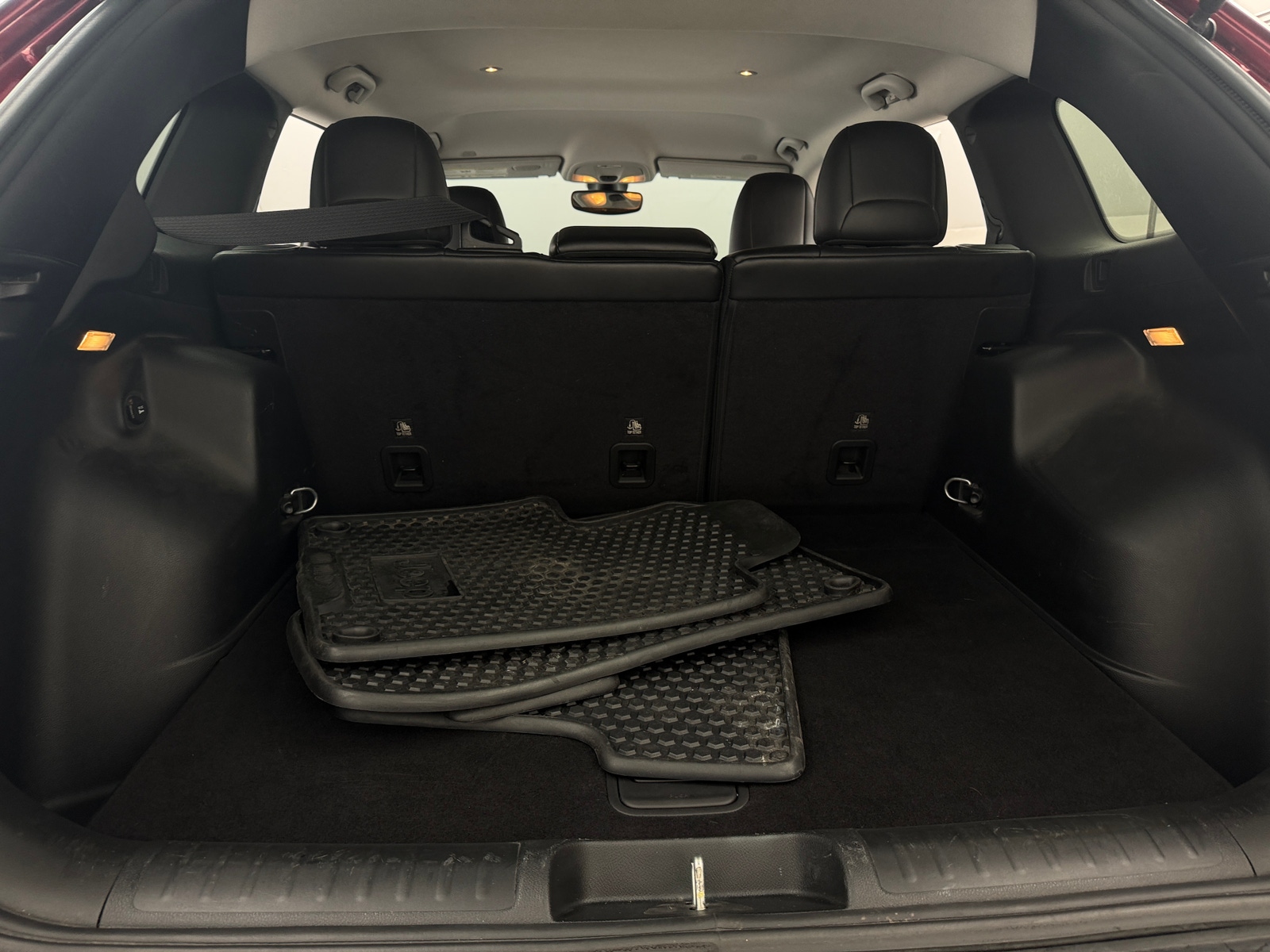 Thumbnail: 2019 Jeep Cherokee - 7