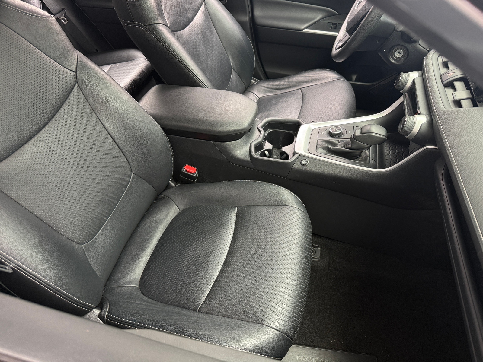 Thumbnail: 2020 Toyota RAV4 - 2