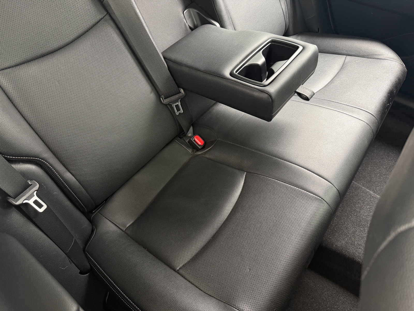Thumbnail: 2020 Toyota RAV4 - 6