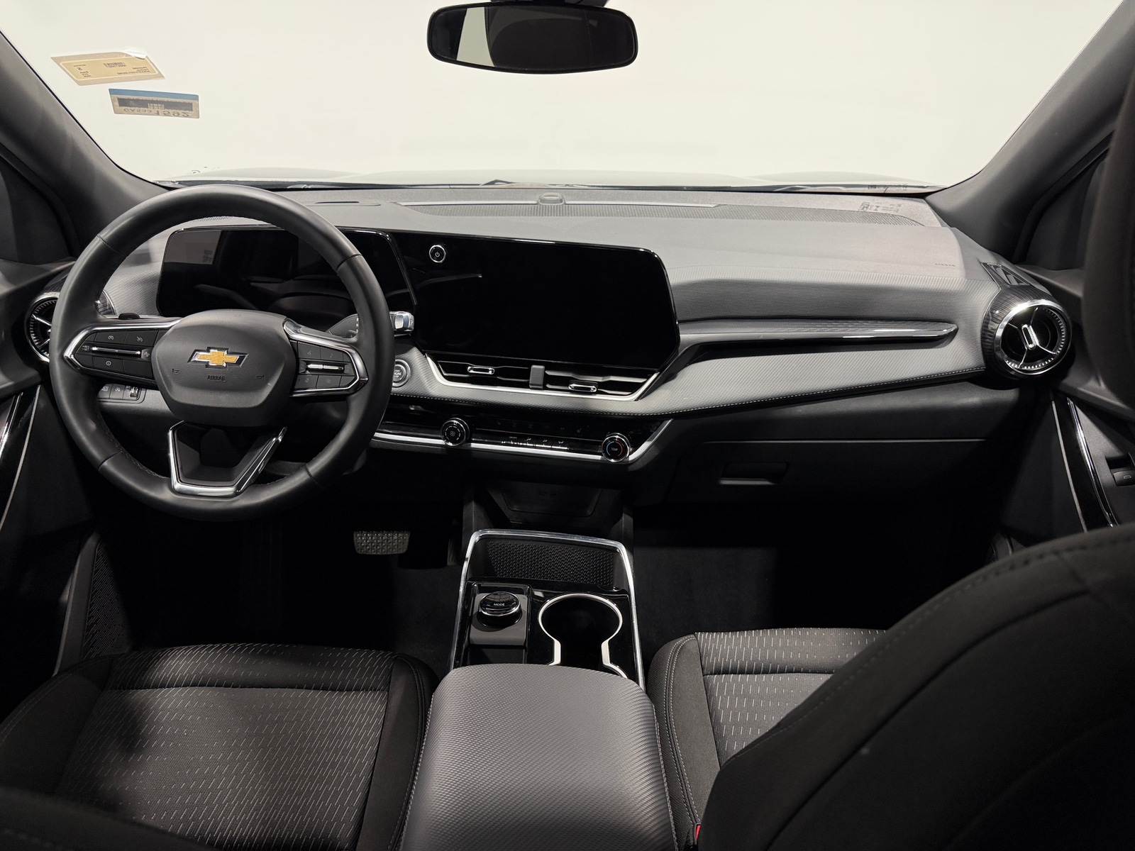 Thumbnail: 2026 Chevrolet Equinox - 3