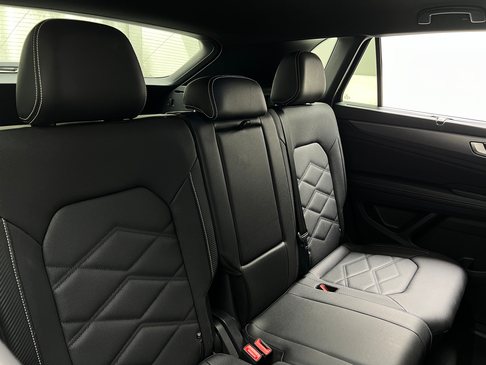 Thumbnail: 2026 Volkswagen Atlas - 6