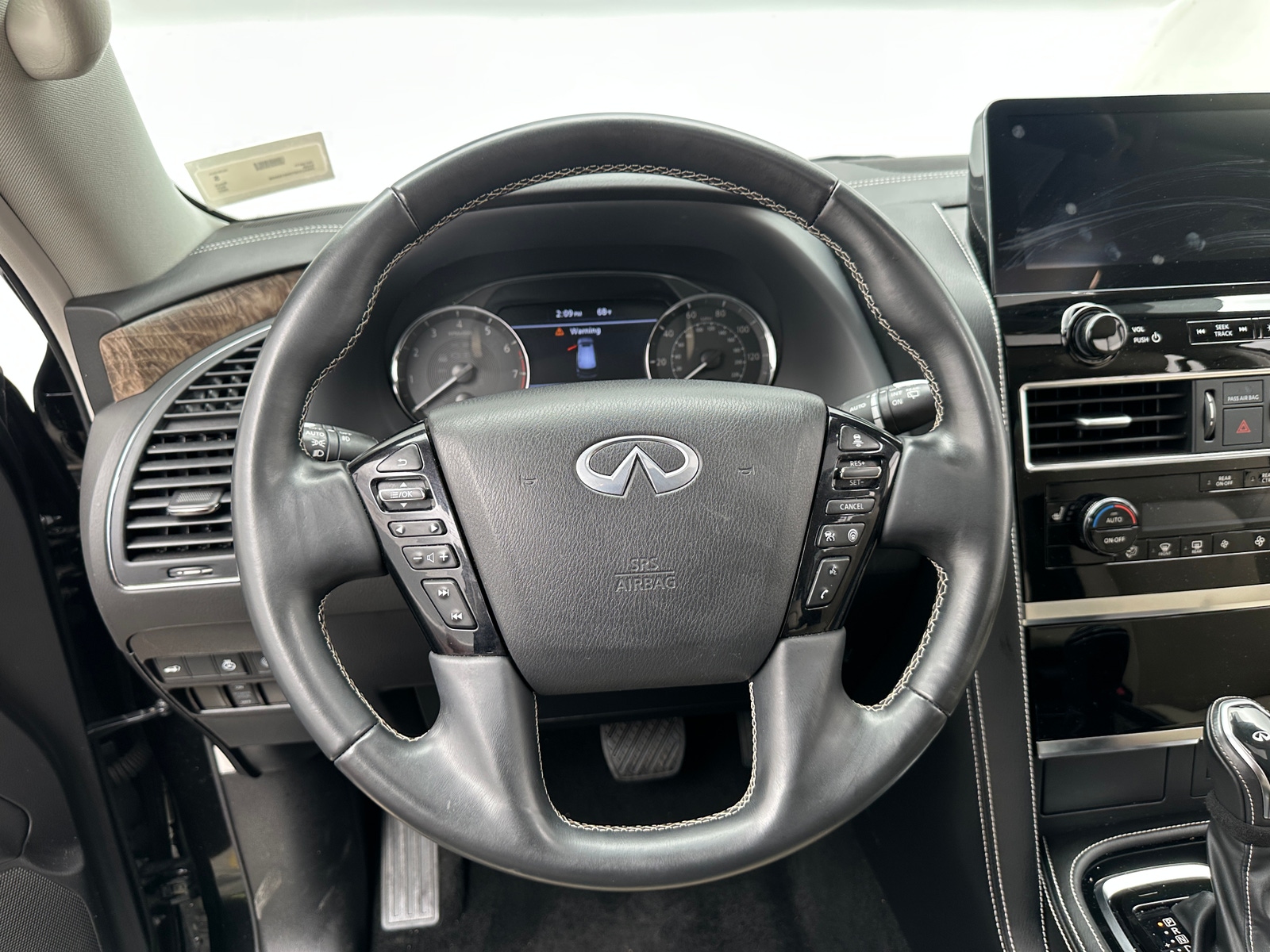 Thumbnail: 2022 INFINITI QX80 - 4