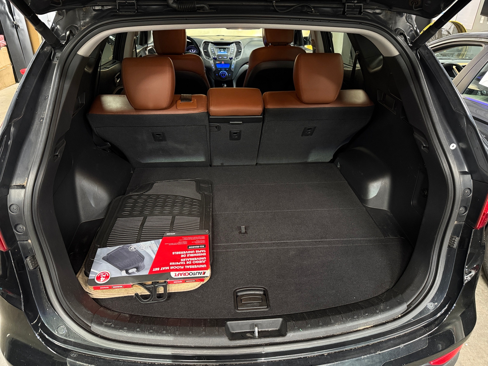 Thumbnail: 2015 Hyundai Santa Fe - 6