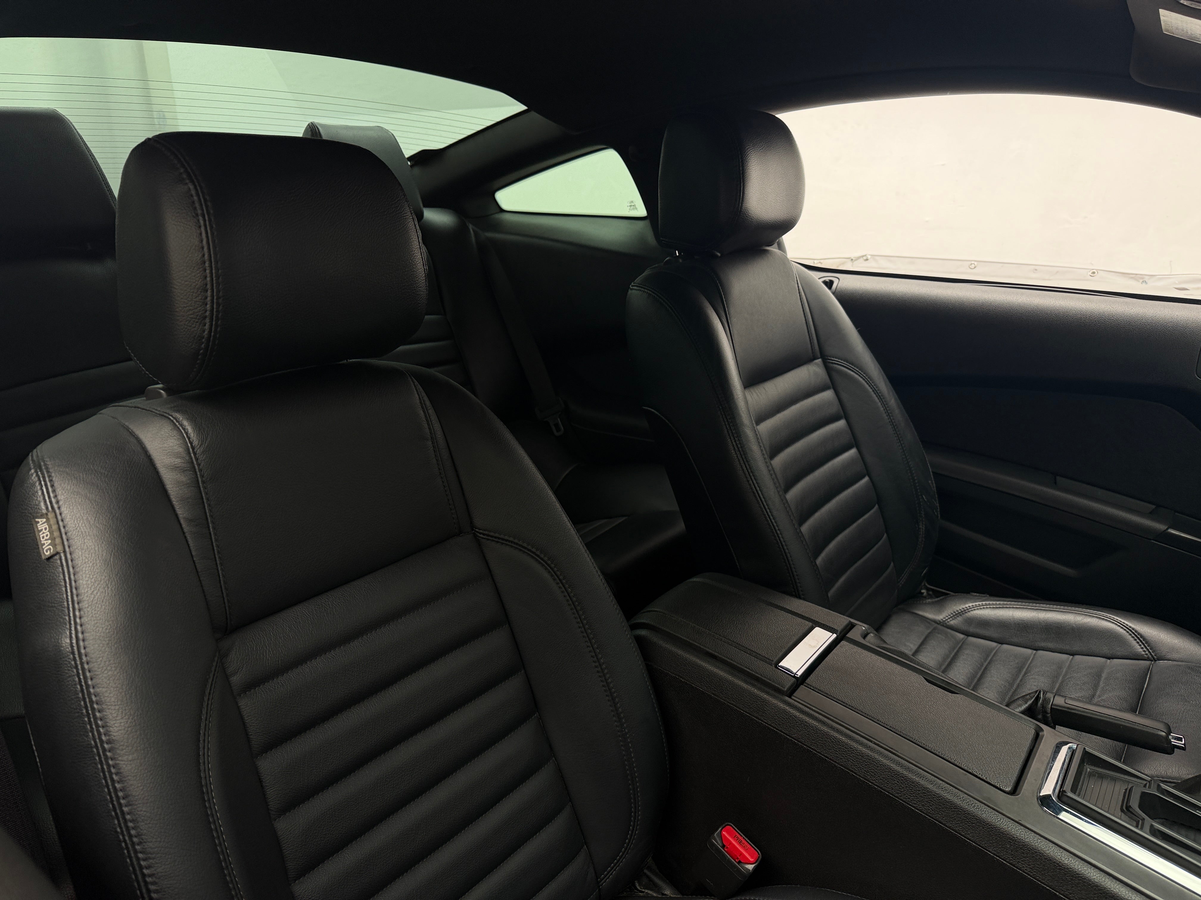 2014 Ford Mustang V6