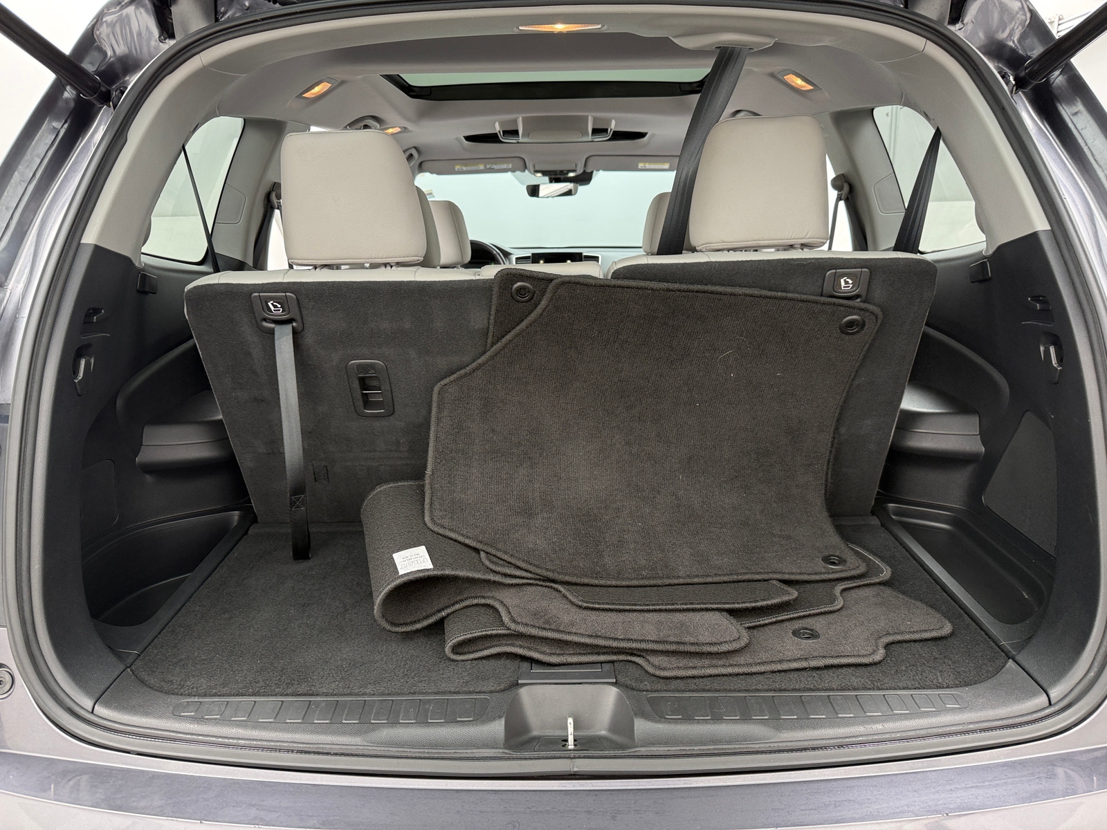 Thumbnail: 2019 Honda Pilot - 6