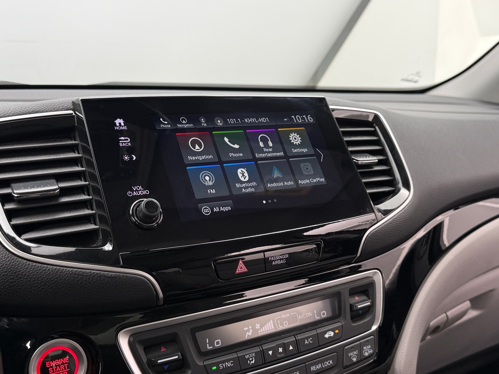 Thumbnail: 2019 Honda Pilot - 3