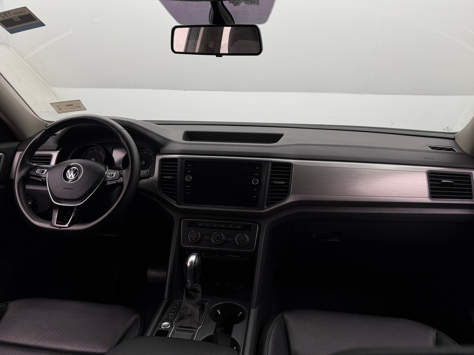 Thumbnail: 2019 Volkswagen Atlas - 3