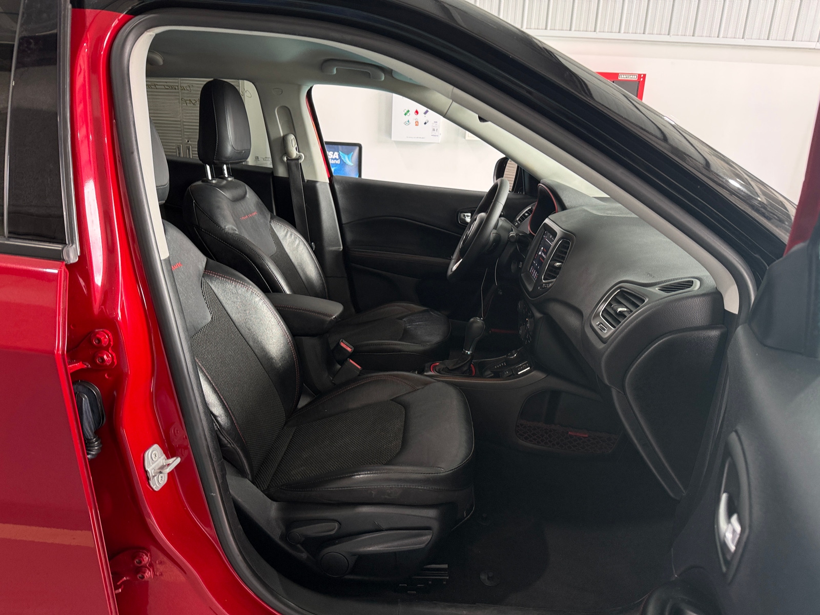 Thumbnail: 2021 Jeep Compass - 2