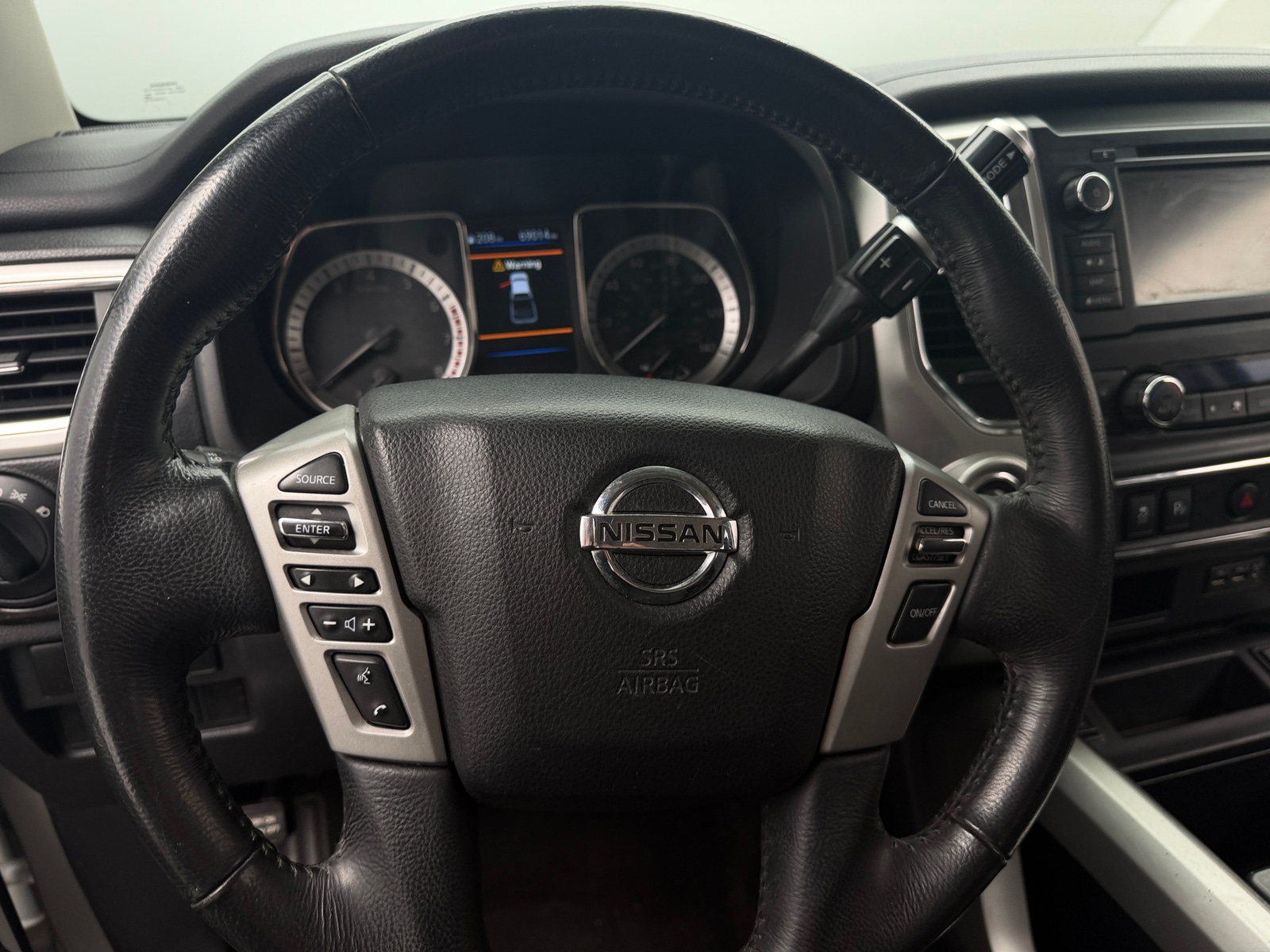 Thumbnail: 2019 Nissan Titan - 5