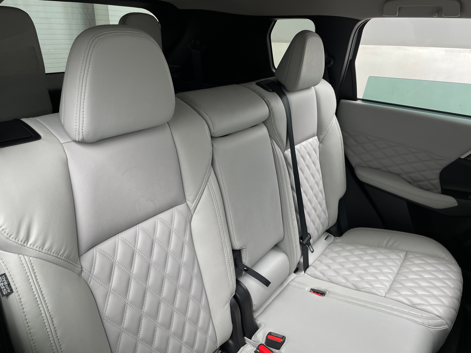 Thumbnail: 2022 Mitsubishi Outlander - 6