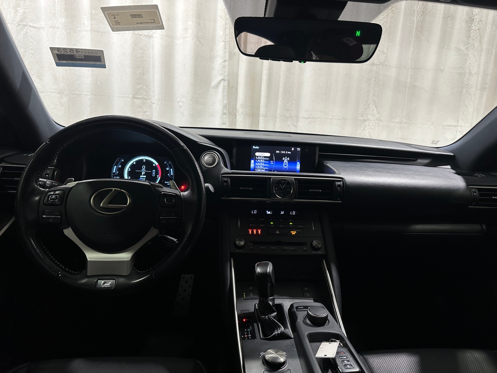 Thumbnail: 2019 Lexus IS - 3