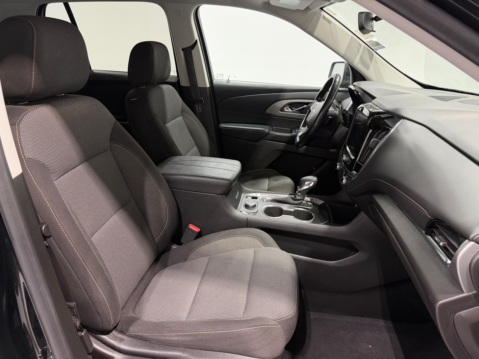 Thumbnail: 2021 Chevrolet Traverse - 2