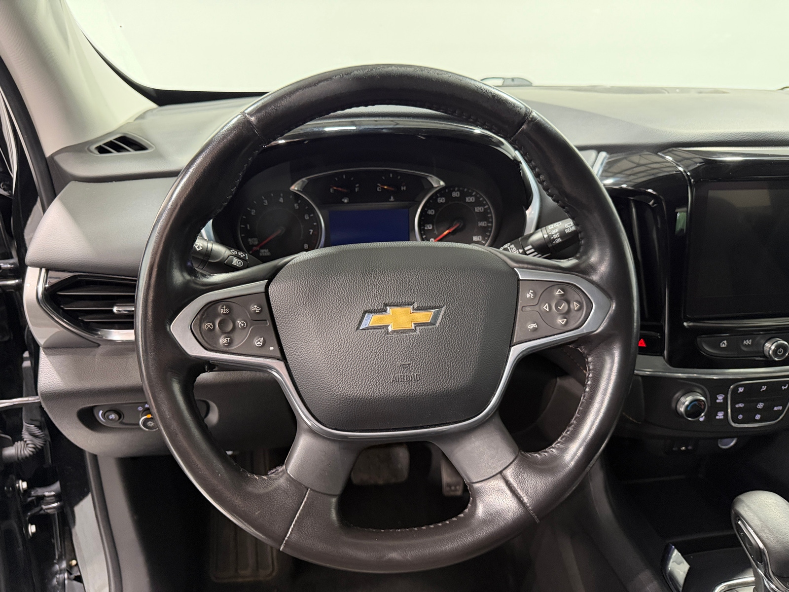 Thumbnail: 2021 Chevrolet Traverse - 5
