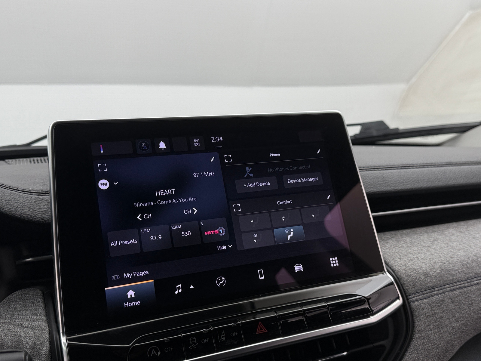Thumbnail: 2022 Jeep Compass - 4