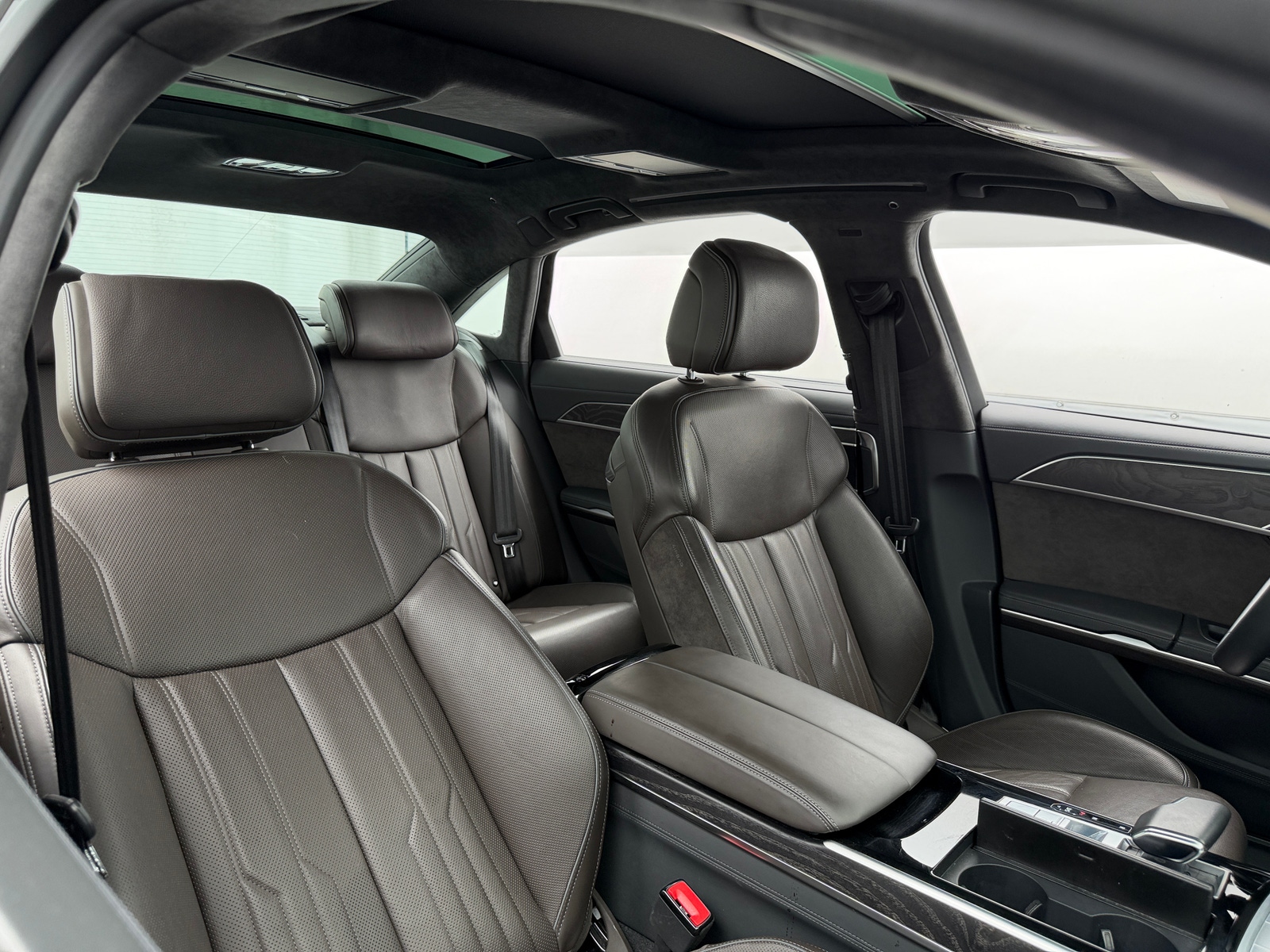 Thumbnail: 2020 Audi A8 - 2