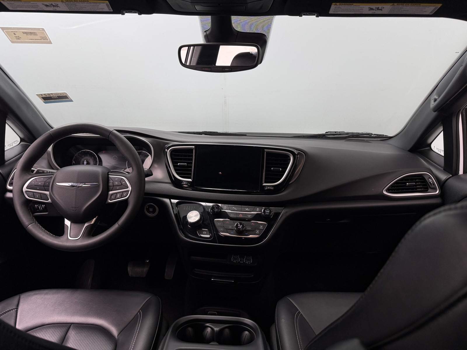 Thumbnail: 2025 Chrysler Pacifica - 2
