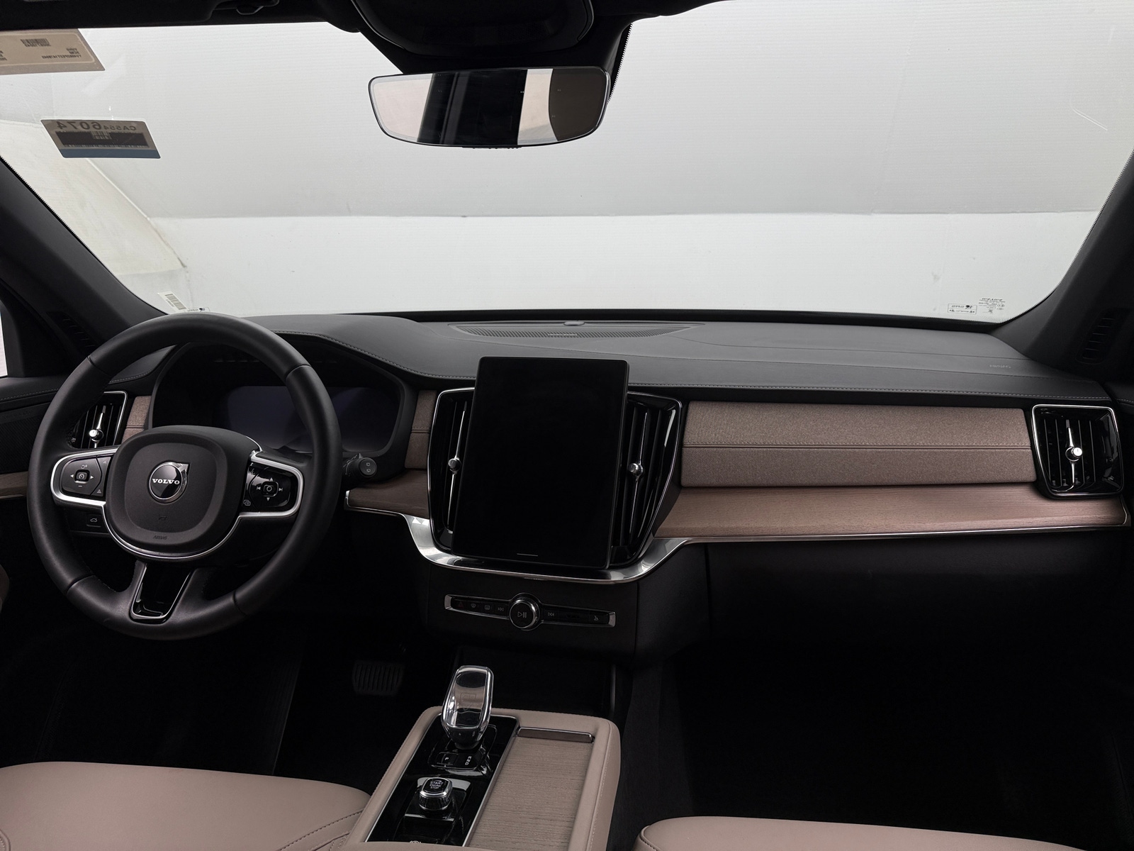 Thumbnail: 2026 Volvo XC90 - 2