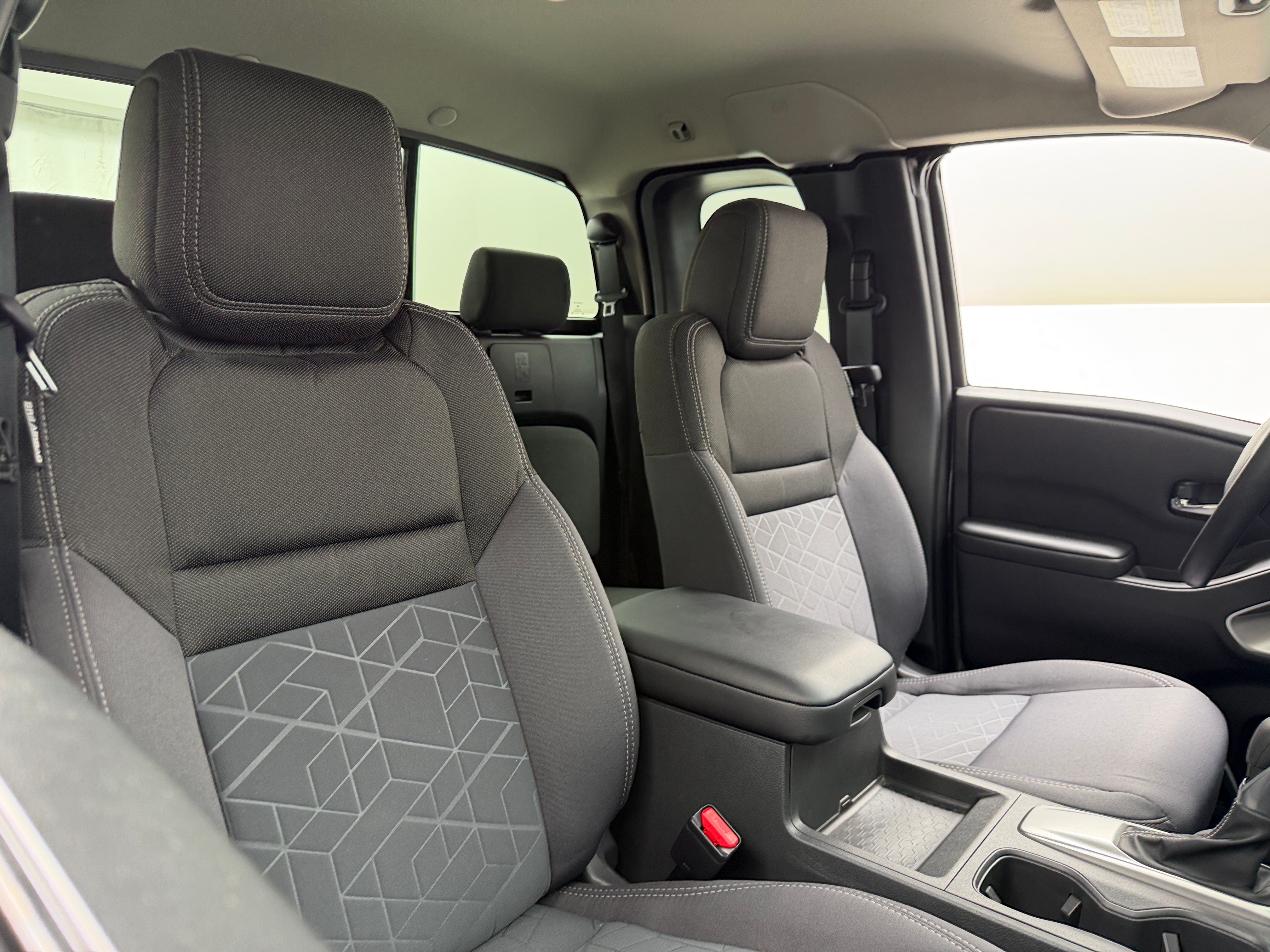 2025 Nissan Frontier