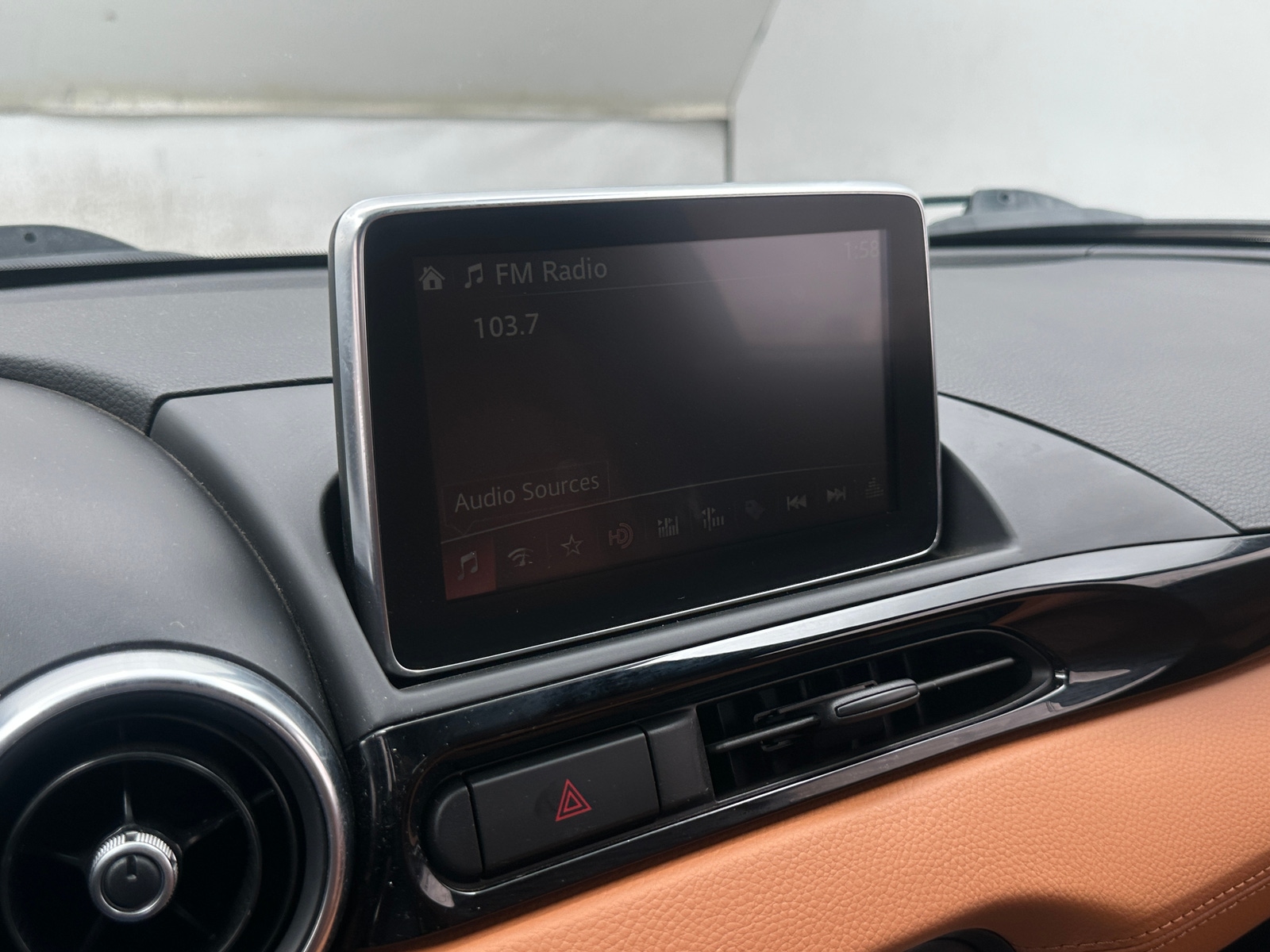 Thumbnail: 2020 Fiat 124 Spider - 2