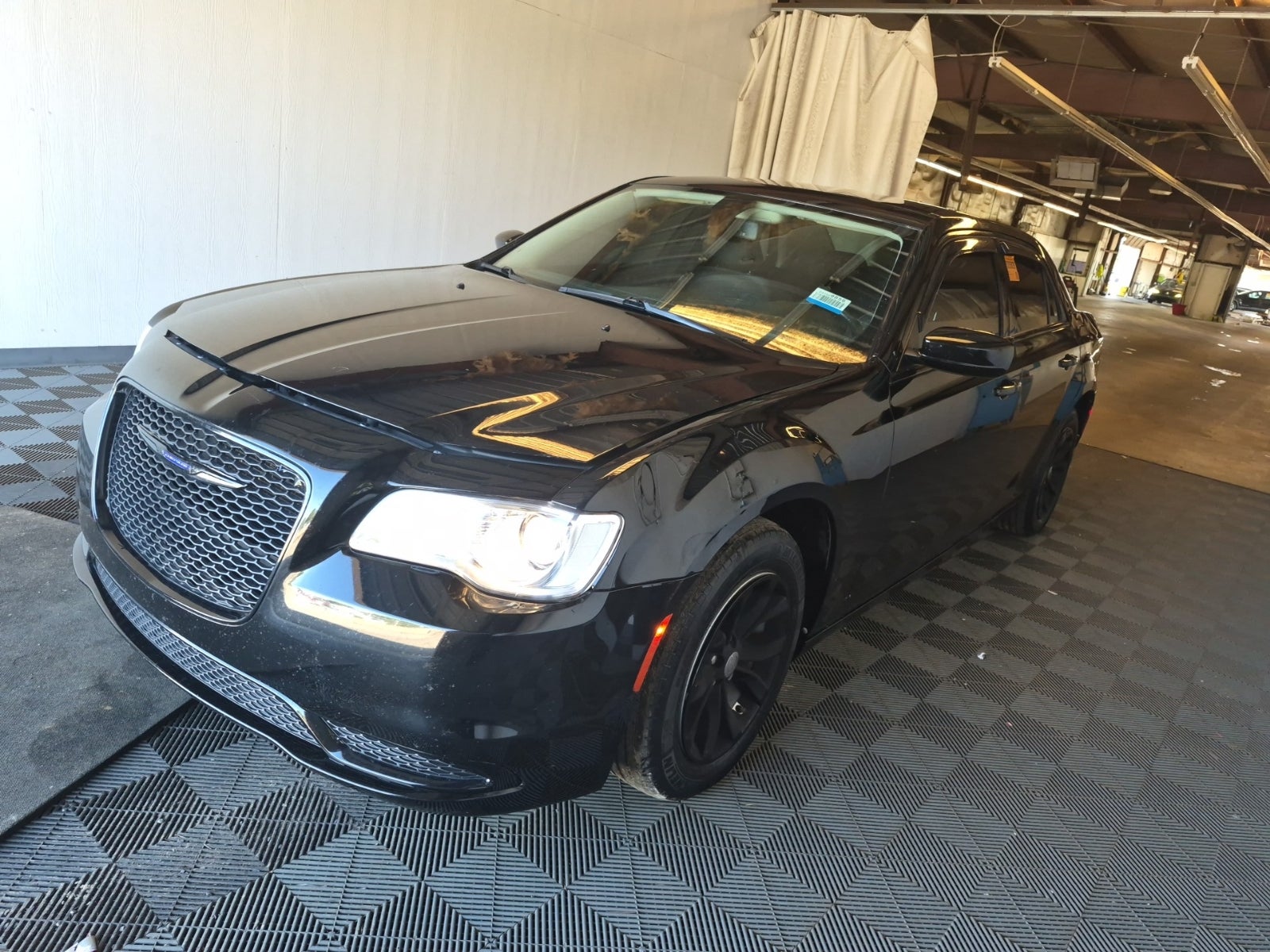 2021 Chrysler 300 Touring