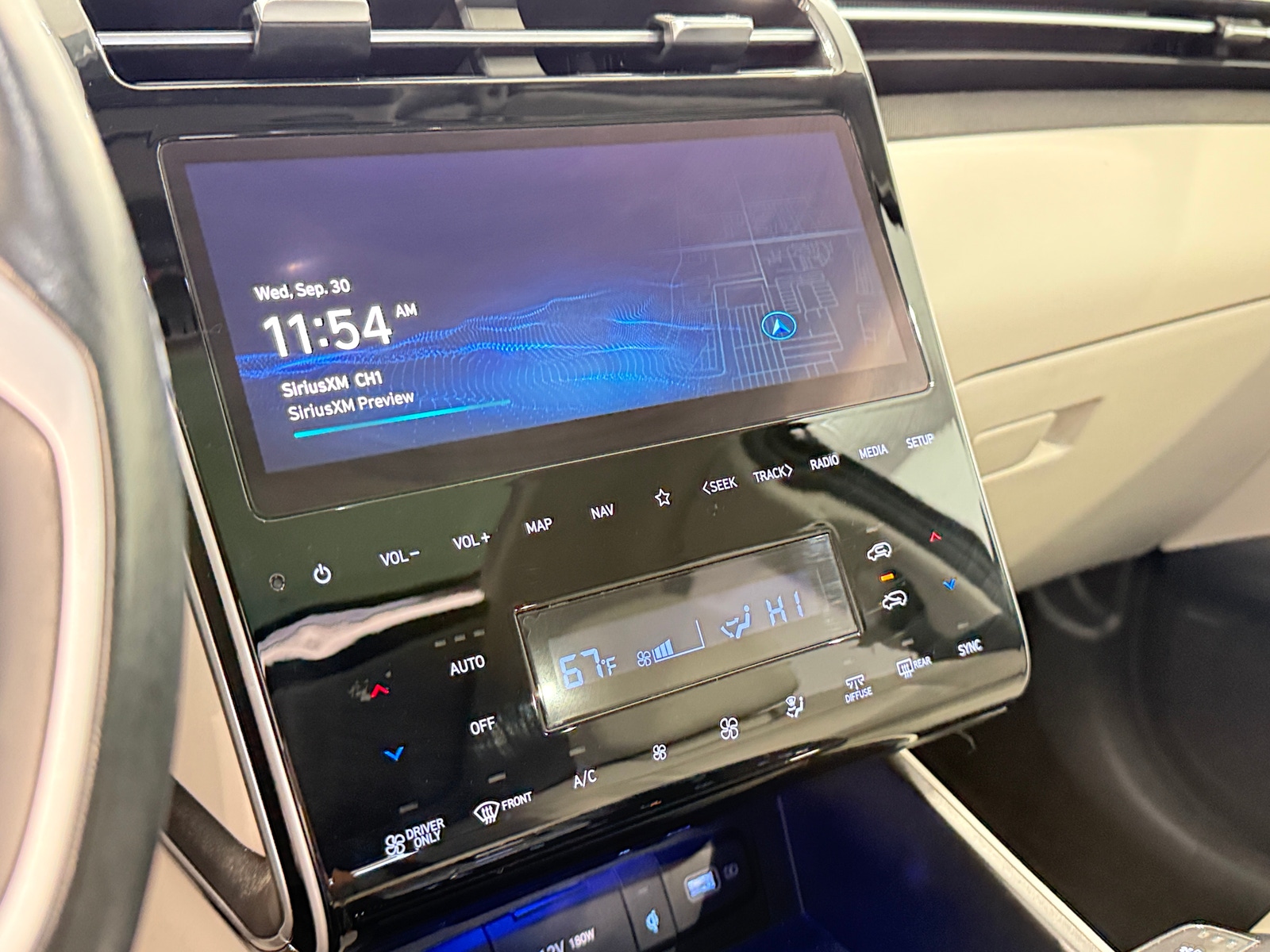 Thumbnail: 2024 Hyundai Tucson - 3