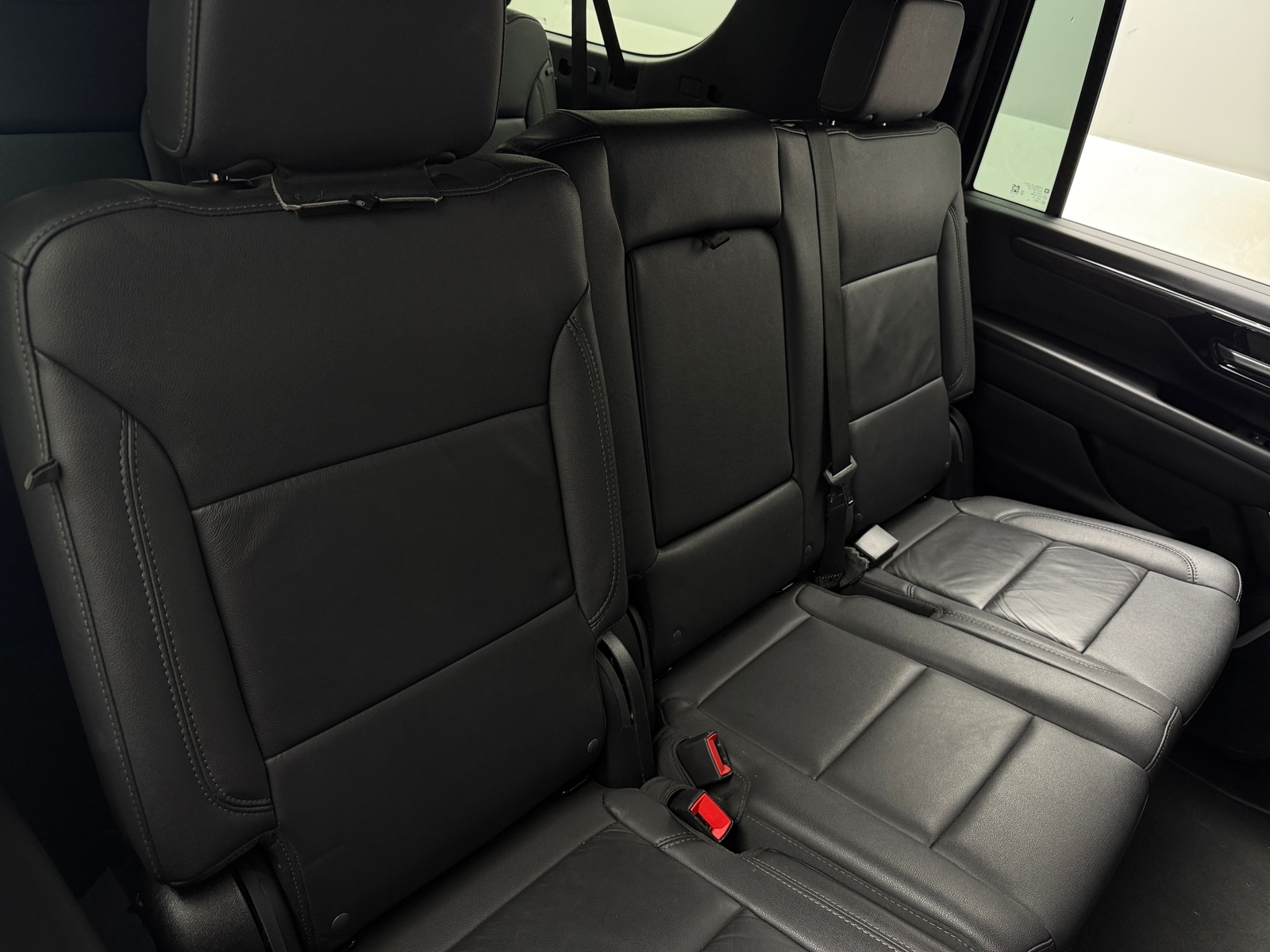 Thumbnail: 2025 Chevrolet Suburban - 5