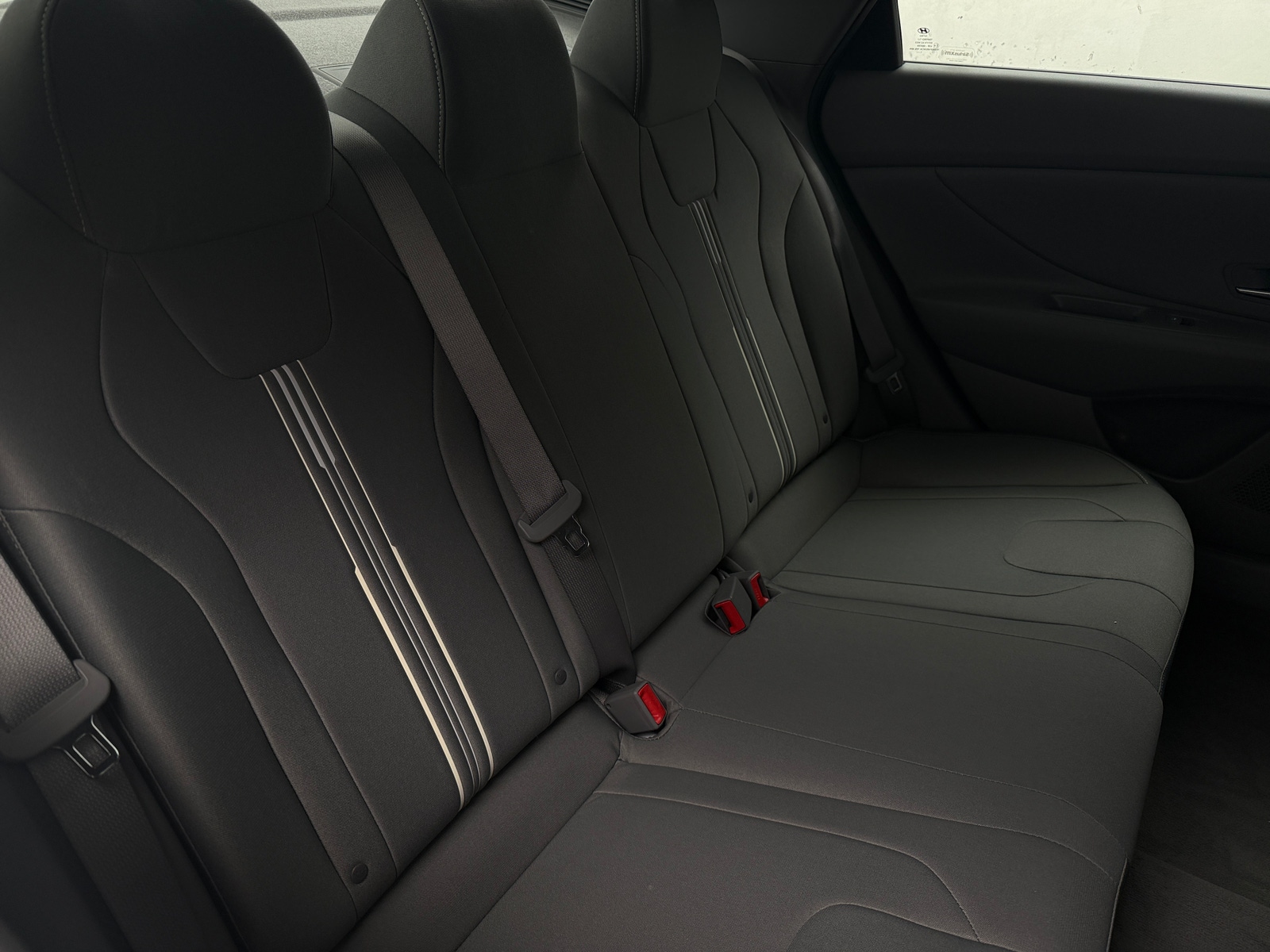 Thumbnail: 2022 Hyundai Elantra - 6
