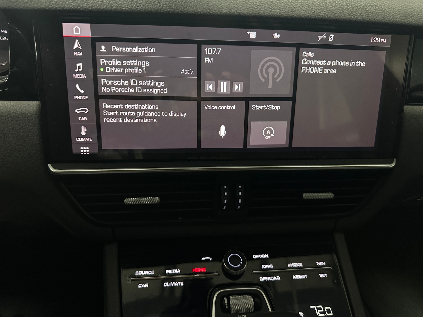 Thumbnail: 2020 Porsche Cayenne - 3