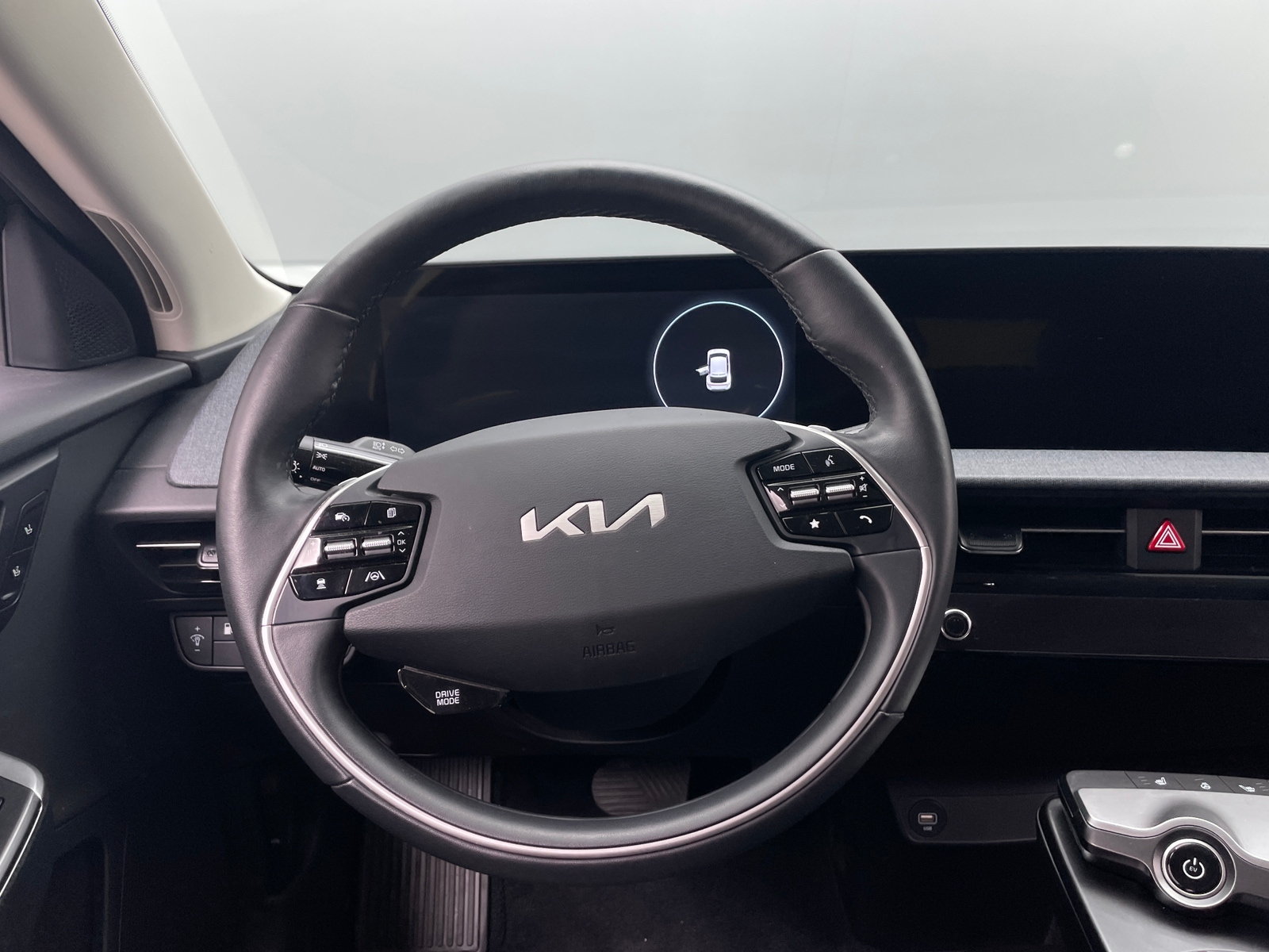 Thumbnail: 2024 Kia EV6 - 4