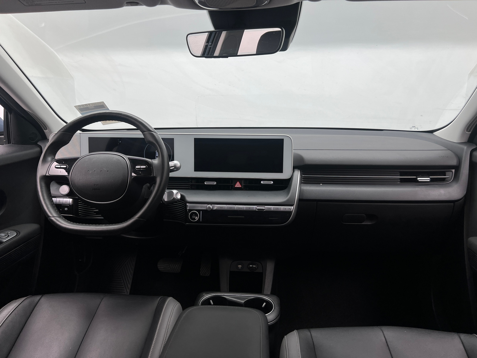 Thumbnail: 2024 Hyundai Ioniq 5 - 3
