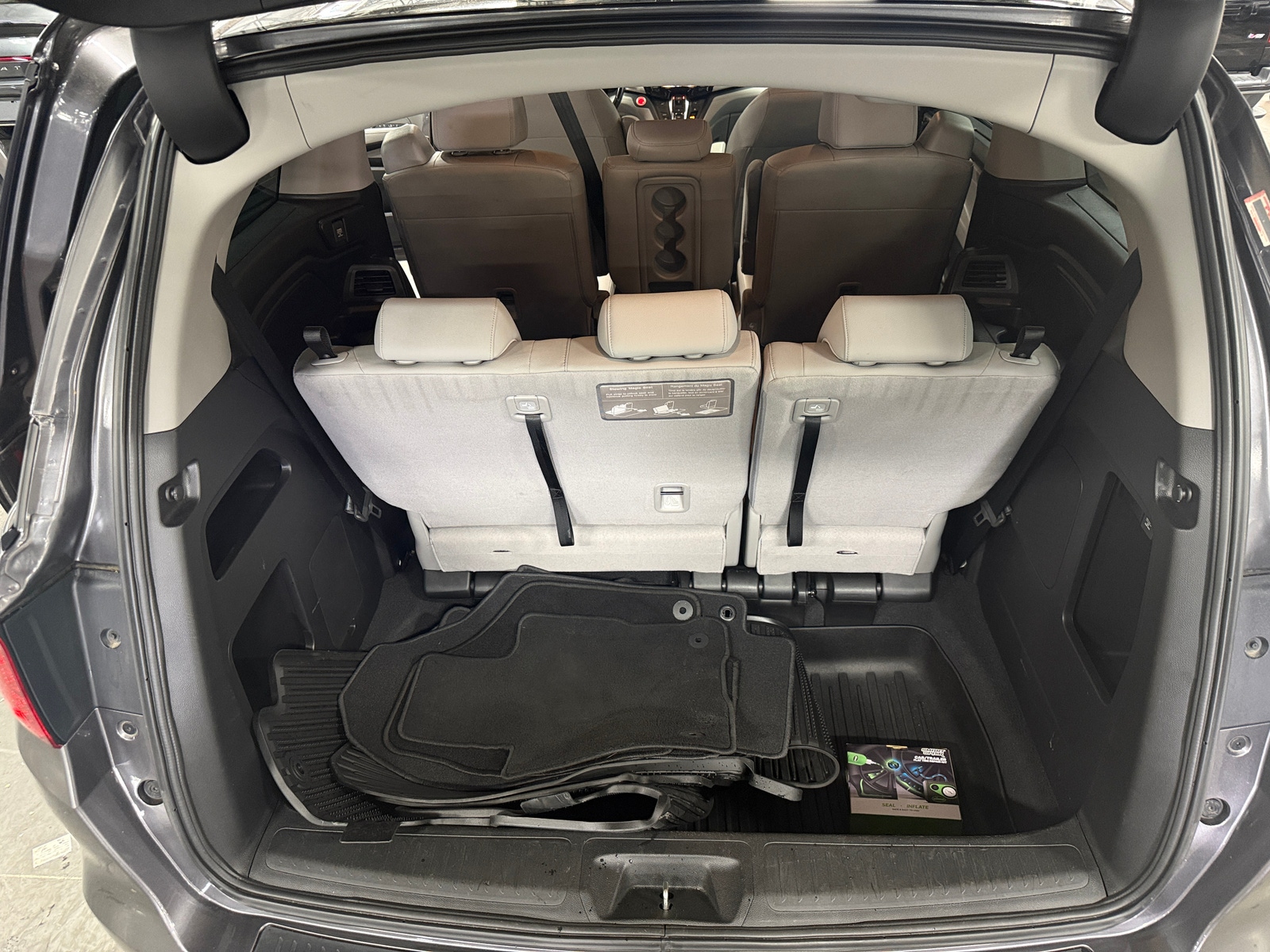 Thumbnail: 2019 Honda Odyssey - 6