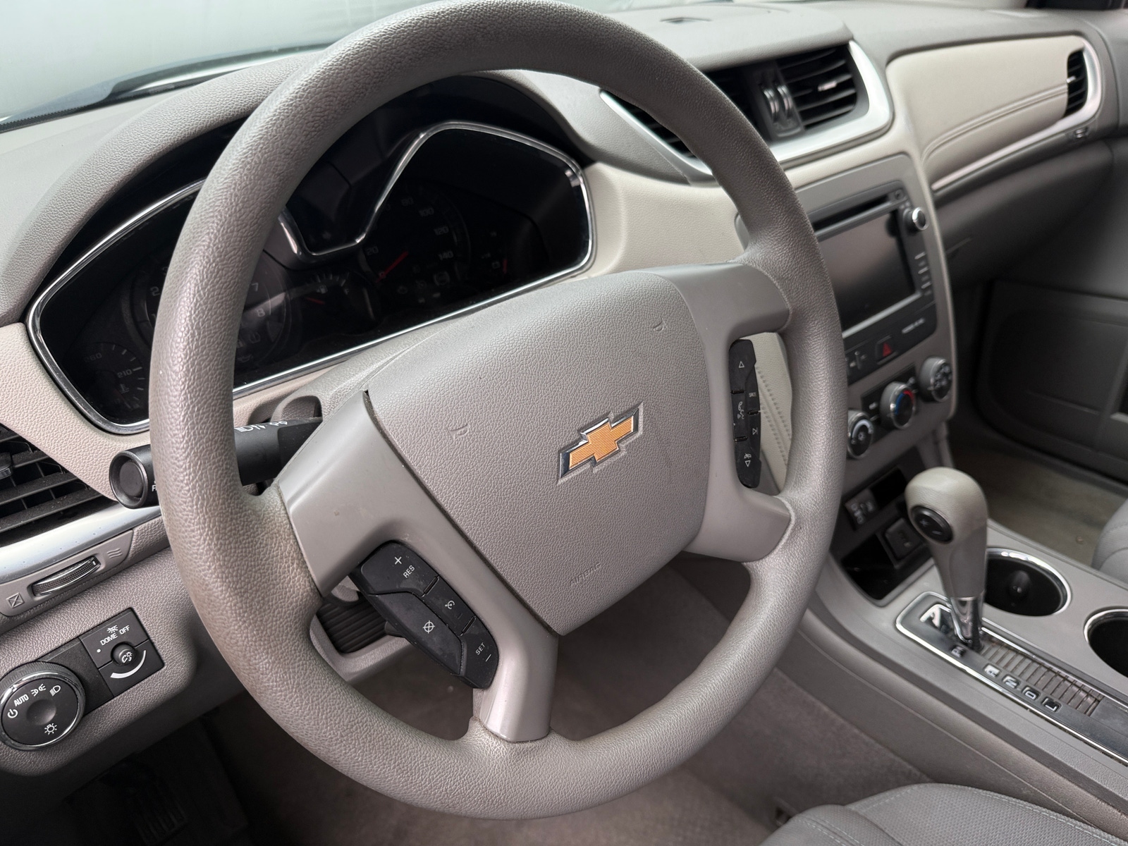 Thumbnail: 2016 Chevrolet Traverse - 5