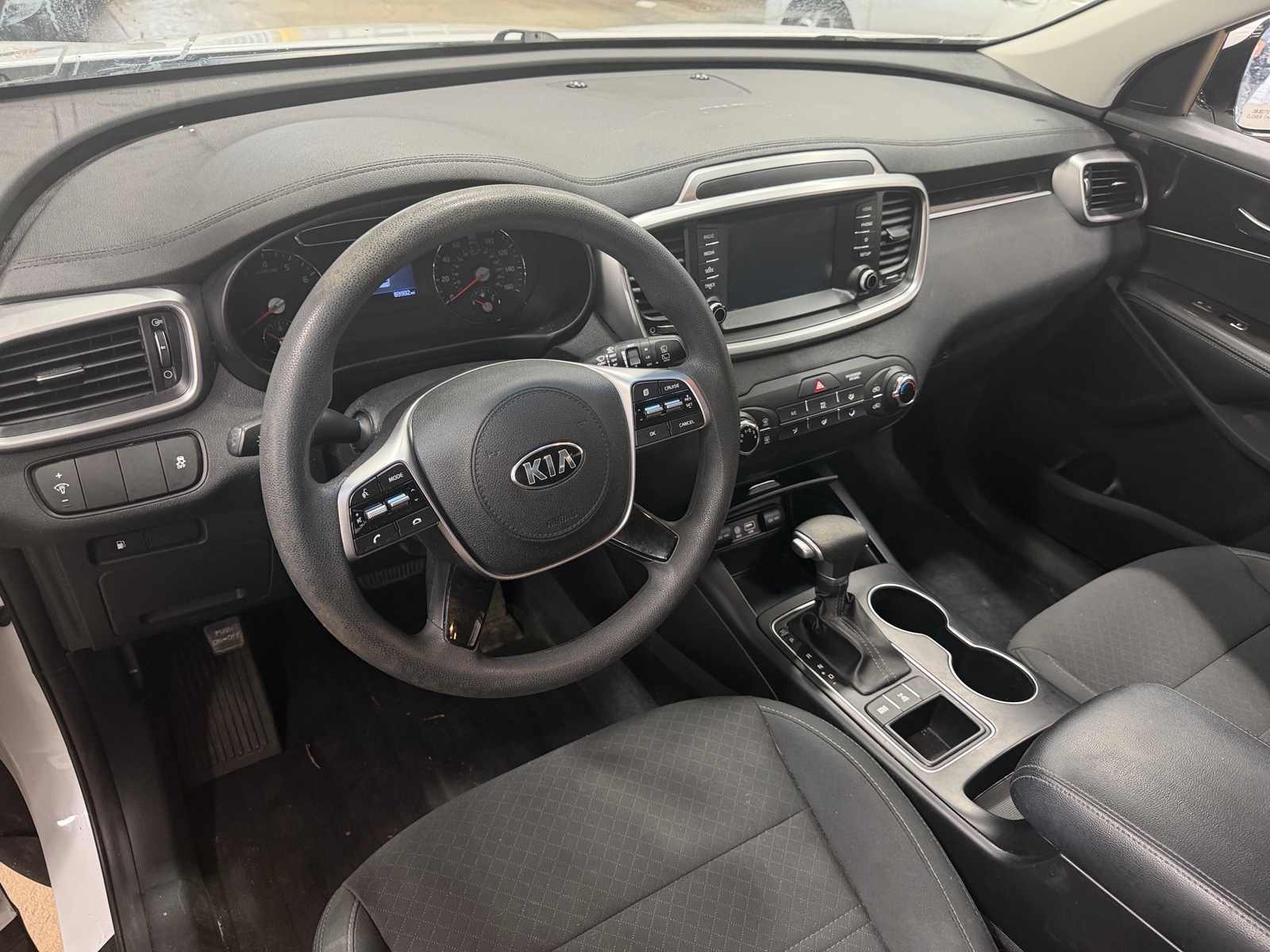 Thumbnail: 2020 Kia Sorento - 3