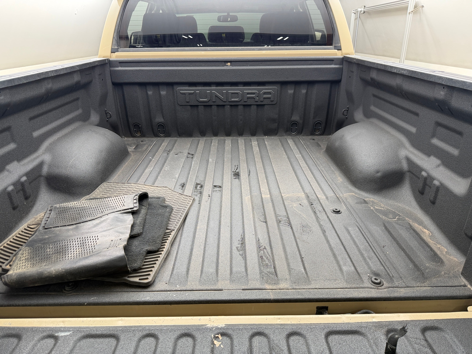 Thumbnail: 2017 Toyota Tundra - 7