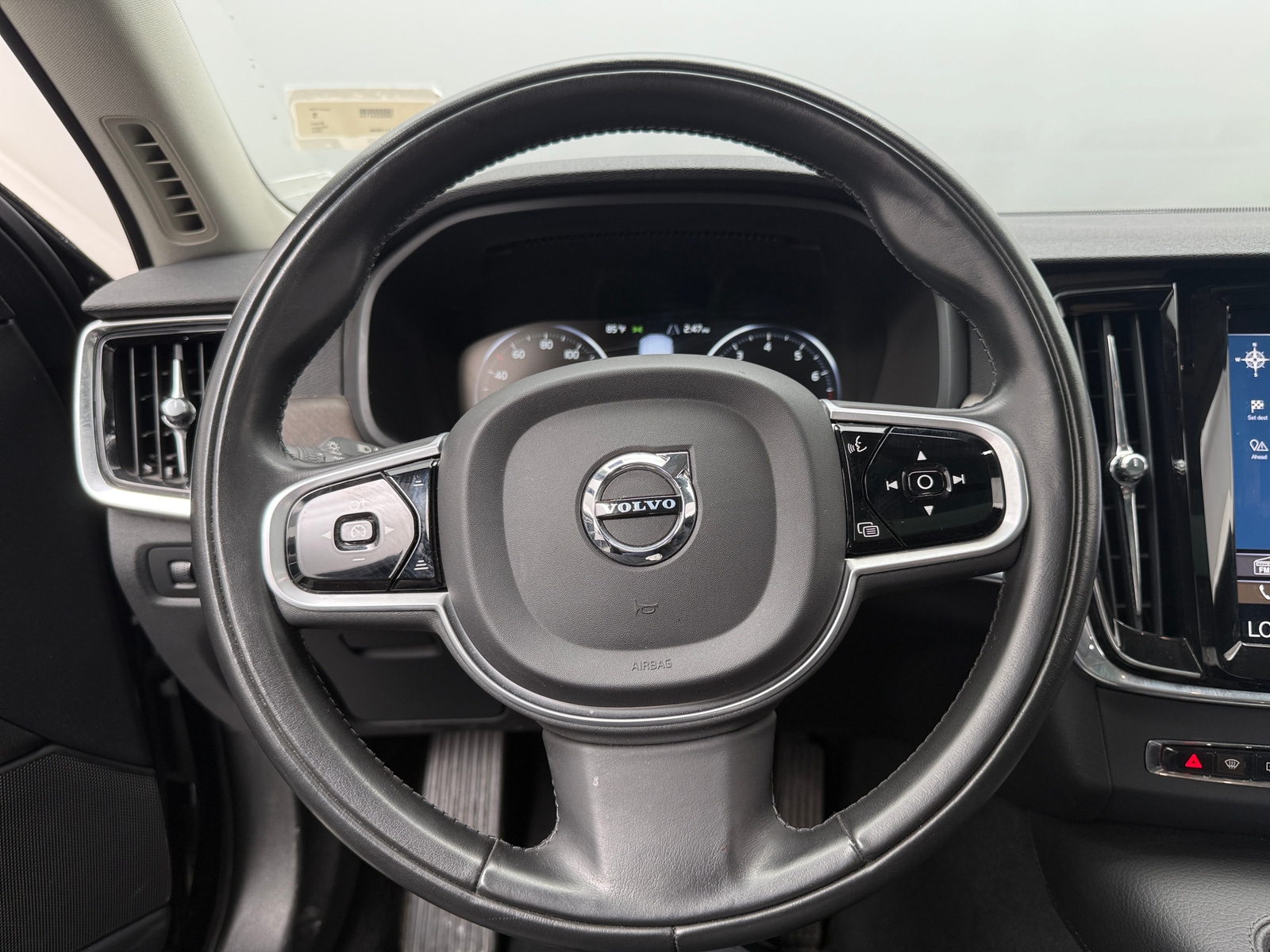 Thumbnail: 2020 Volvo V90 - 4
