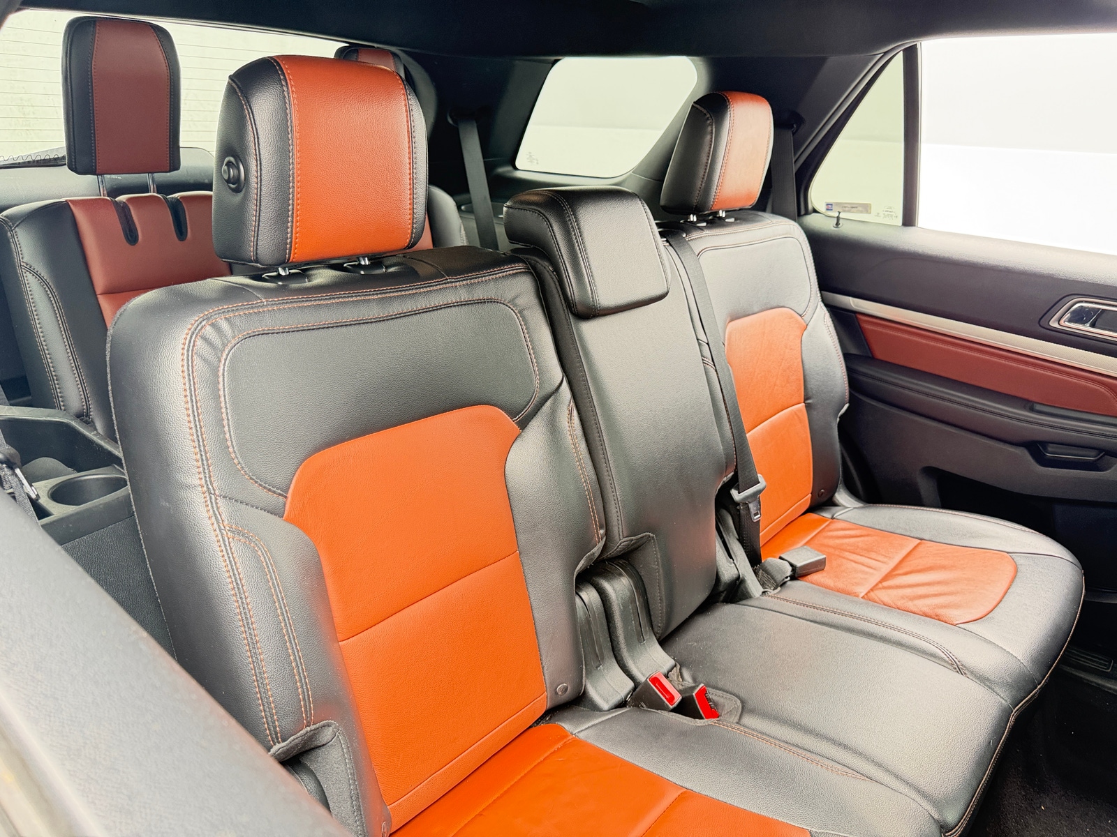 Thumbnail: 2019 Ford Explorer - 5