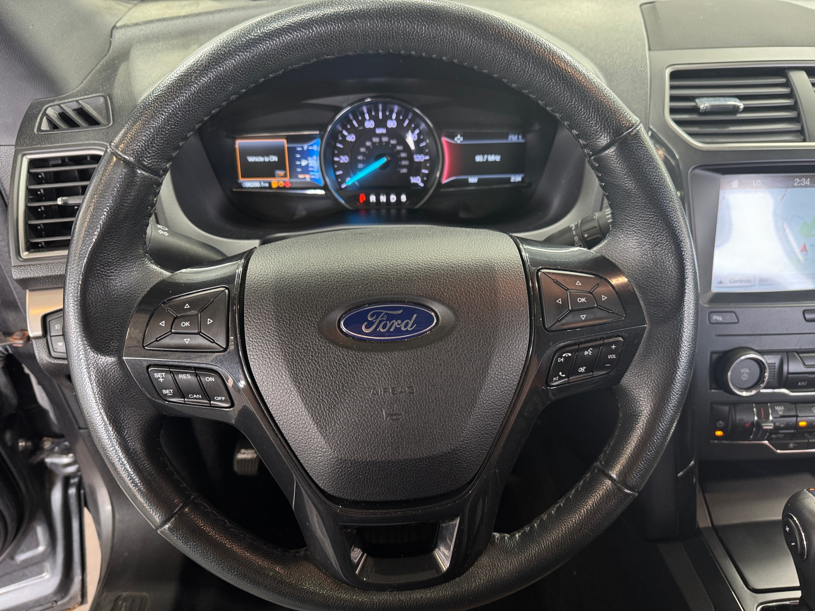 Thumbnail: 2019 Ford Explorer - 4