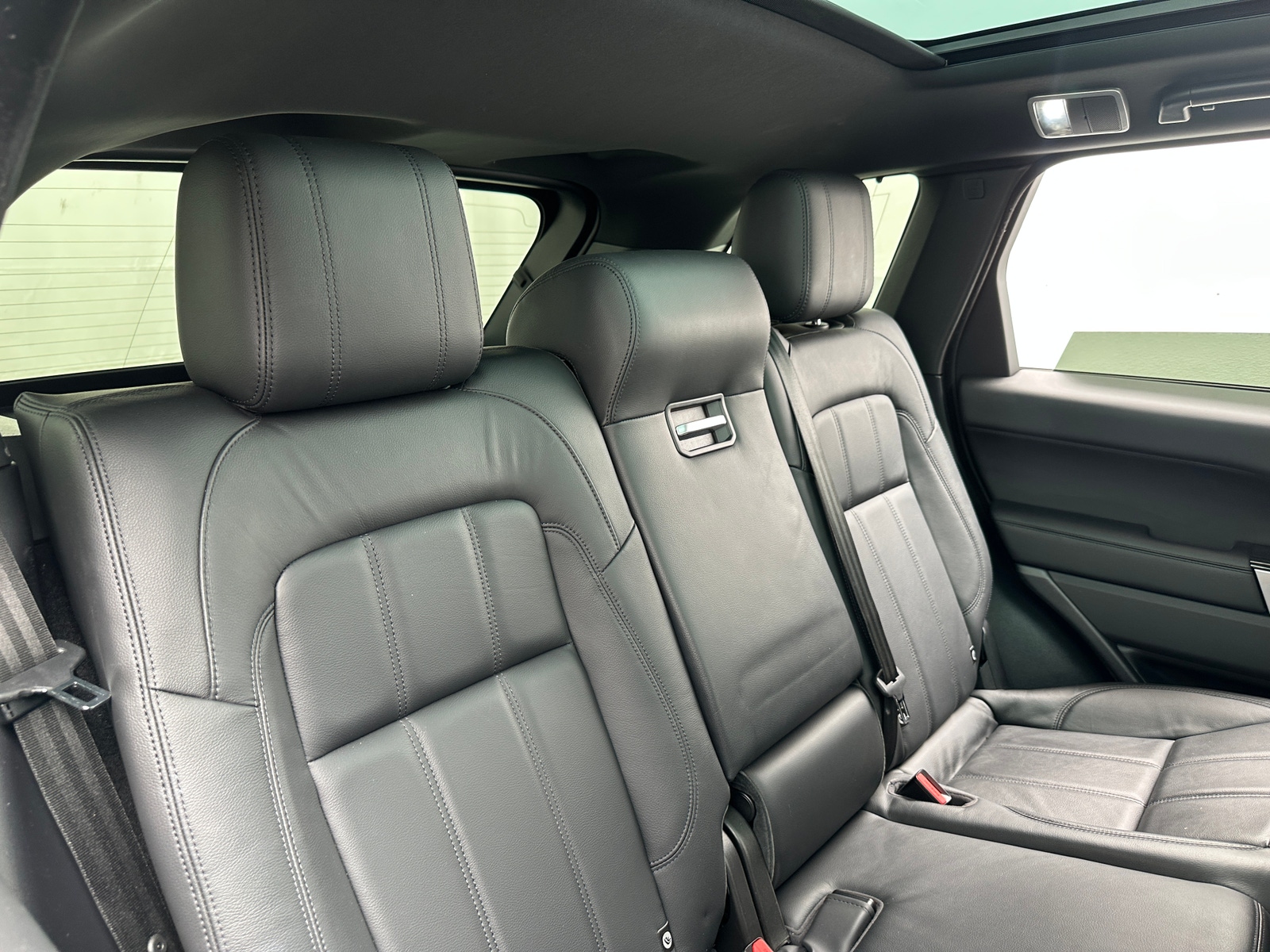 Thumbnail: 2021 Land Rover Range Rover Sport - 6