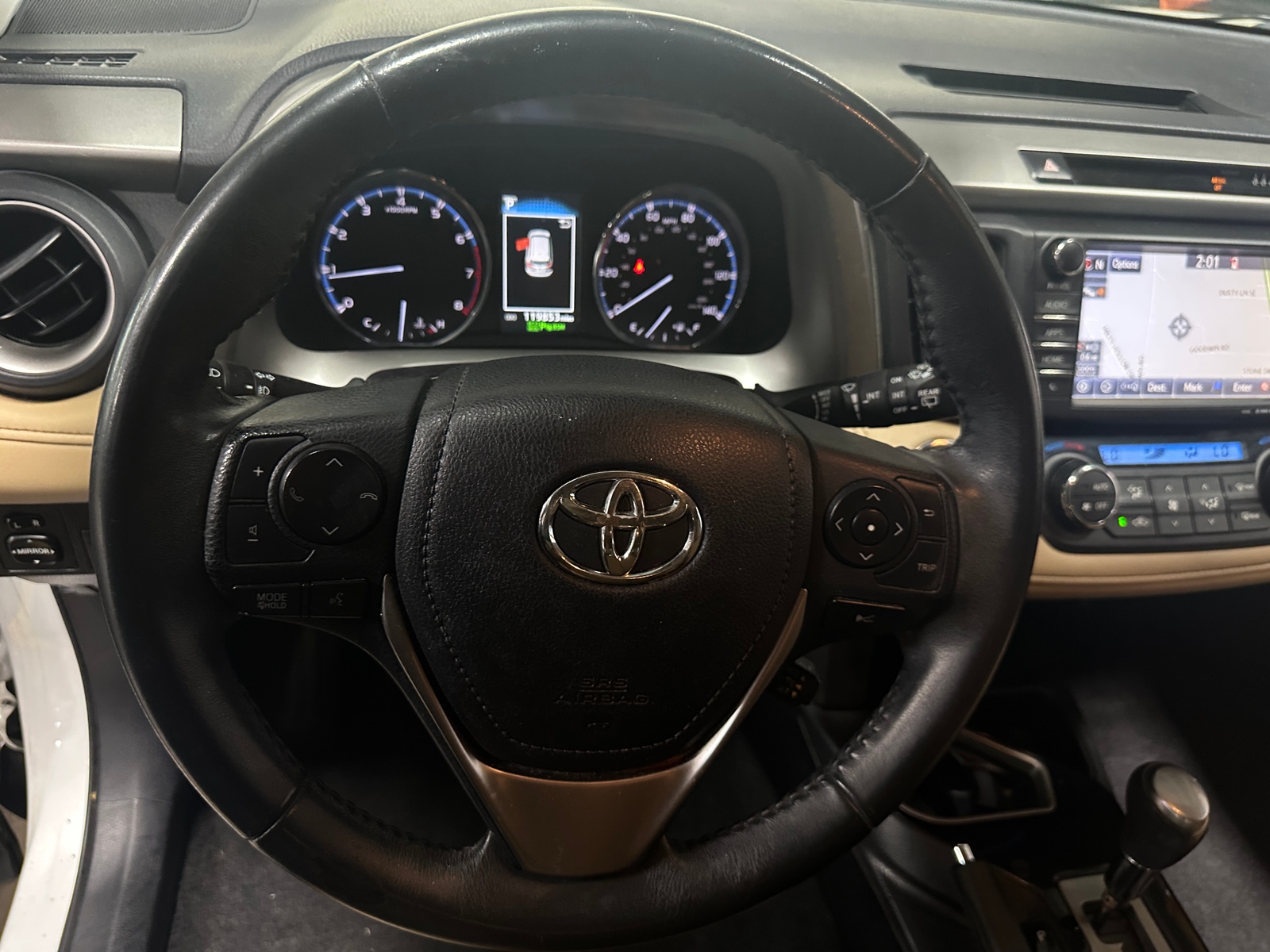 Thumbnail: 2017 Toyota RAV4 - 5