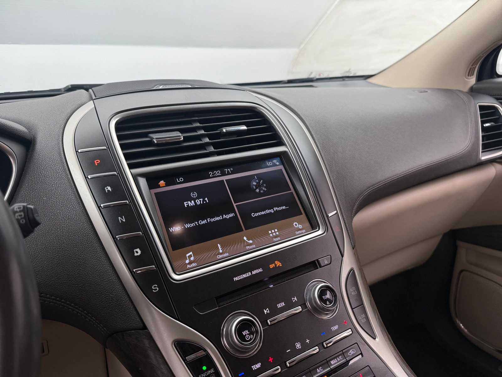 Thumbnail: 2017 Lincoln MKX - 3