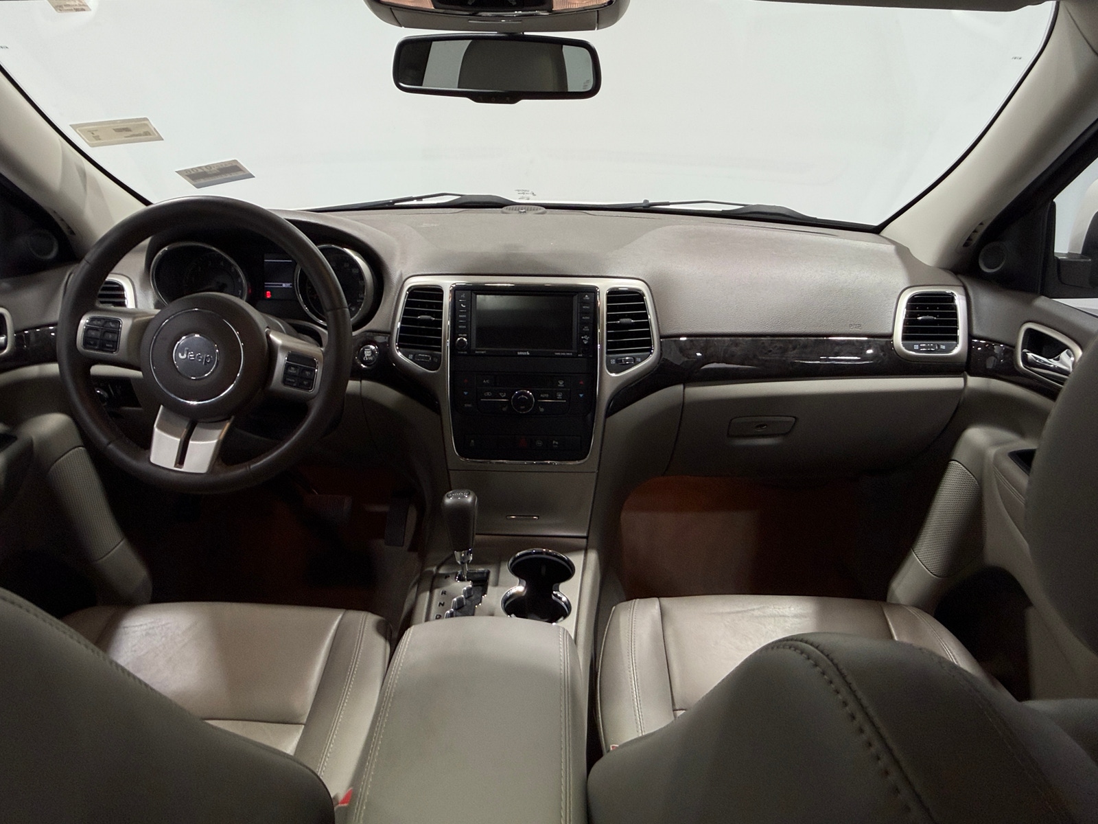 Thumbnail: 2012 Jeep Grand Cherokee - 2