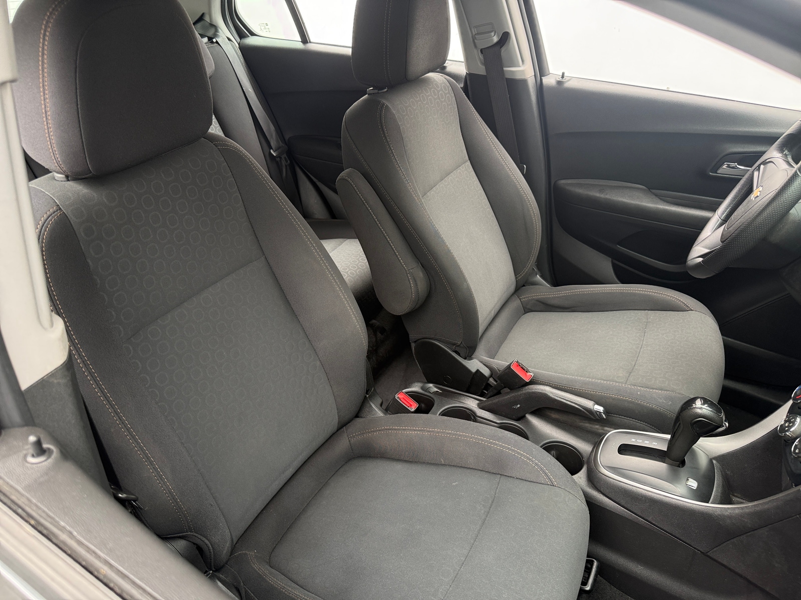 Thumbnail: 2020 Chevrolet Trax - 2