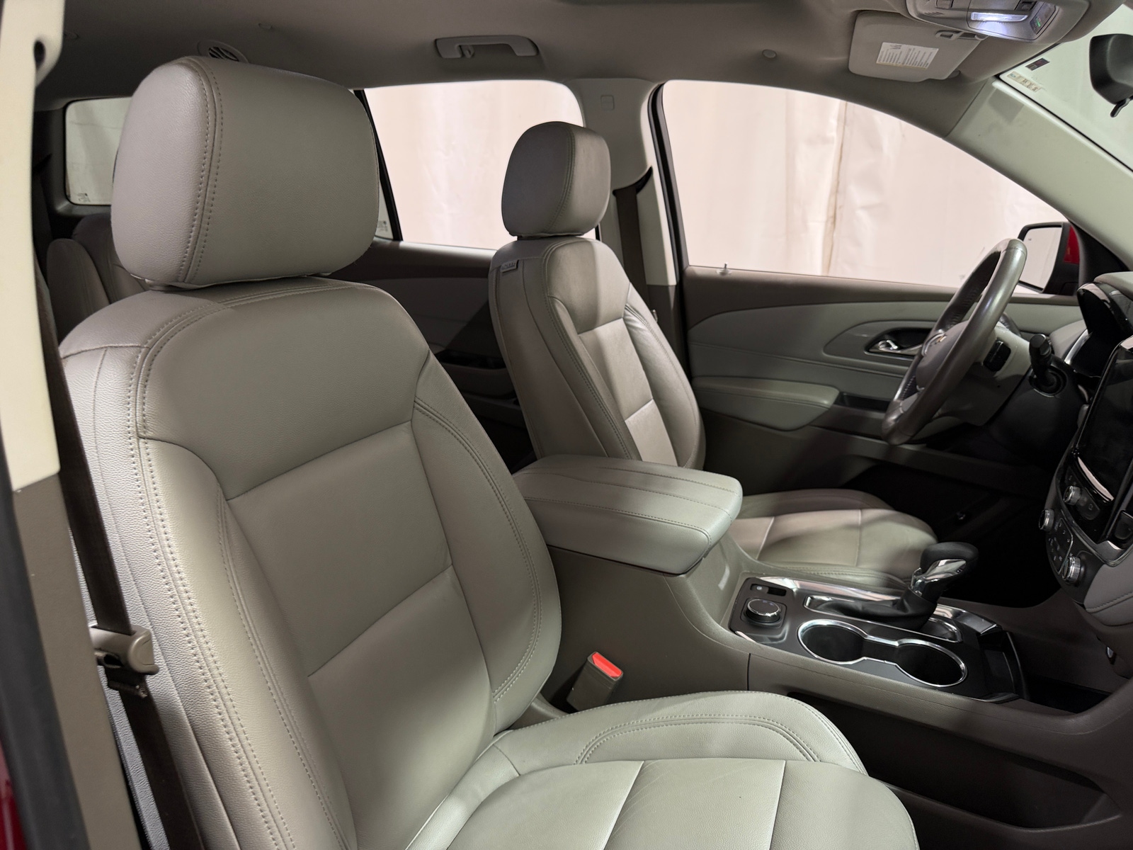 Thumbnail: 2021 Chevrolet Traverse - 2