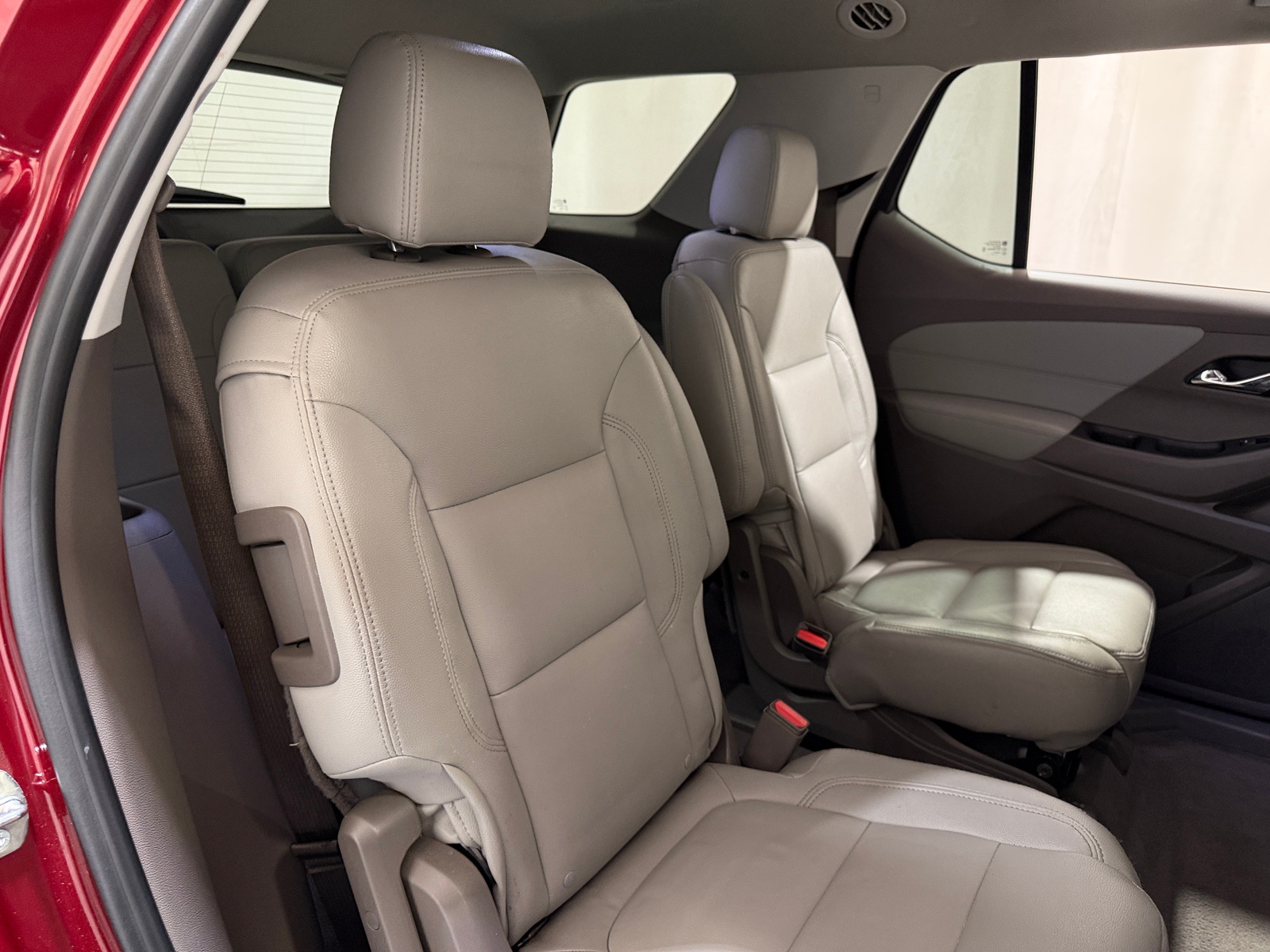 Thumbnail: 2021 Chevrolet Traverse - 6