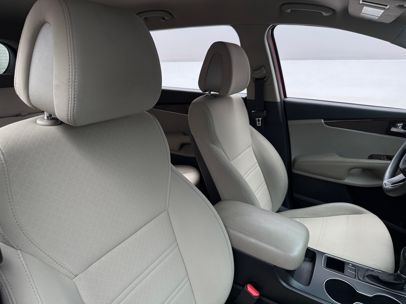 Thumbnail: 2016 Kia Sorento - 2