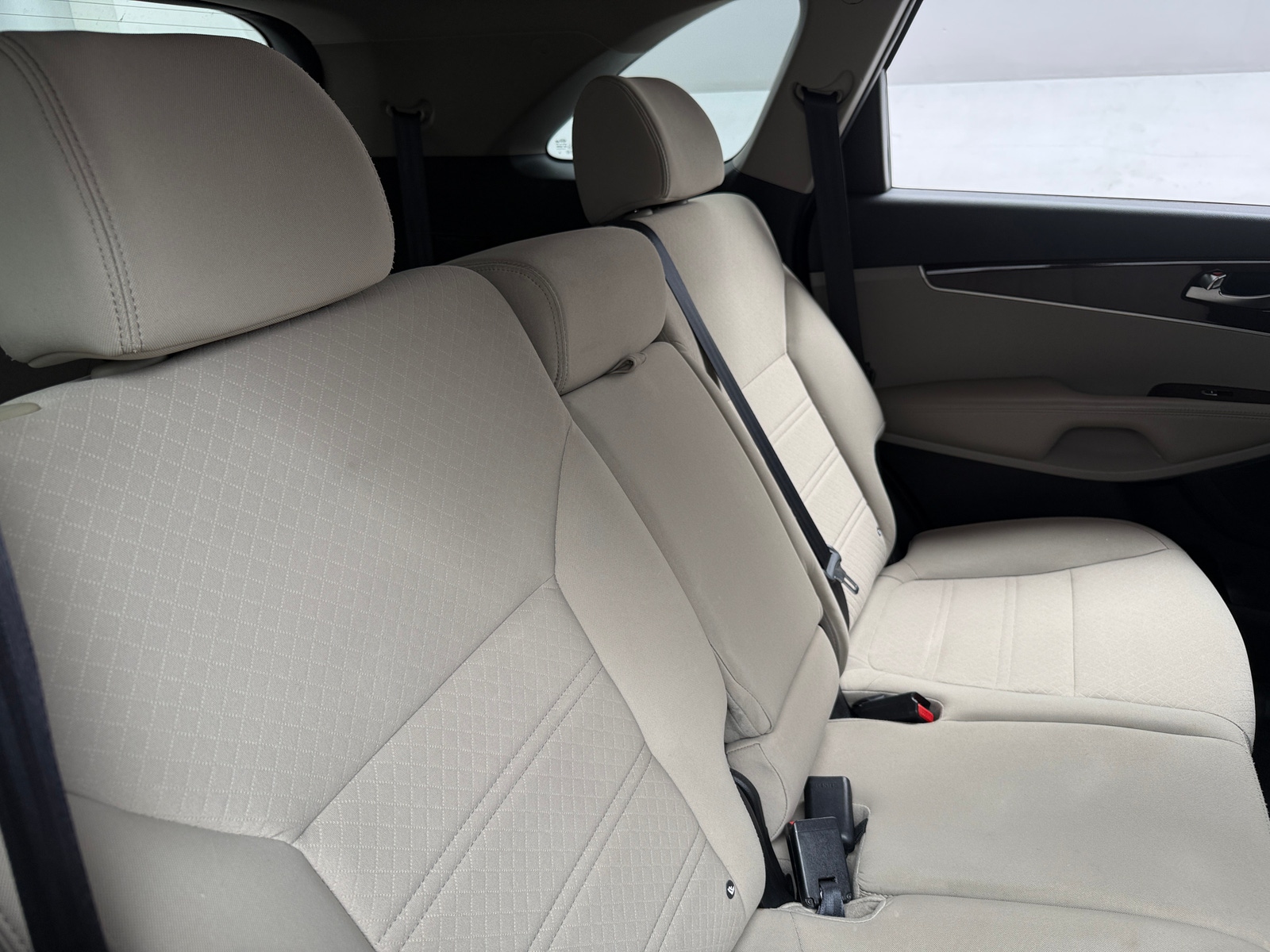 Thumbnail: 2016 Kia Sorento - 6